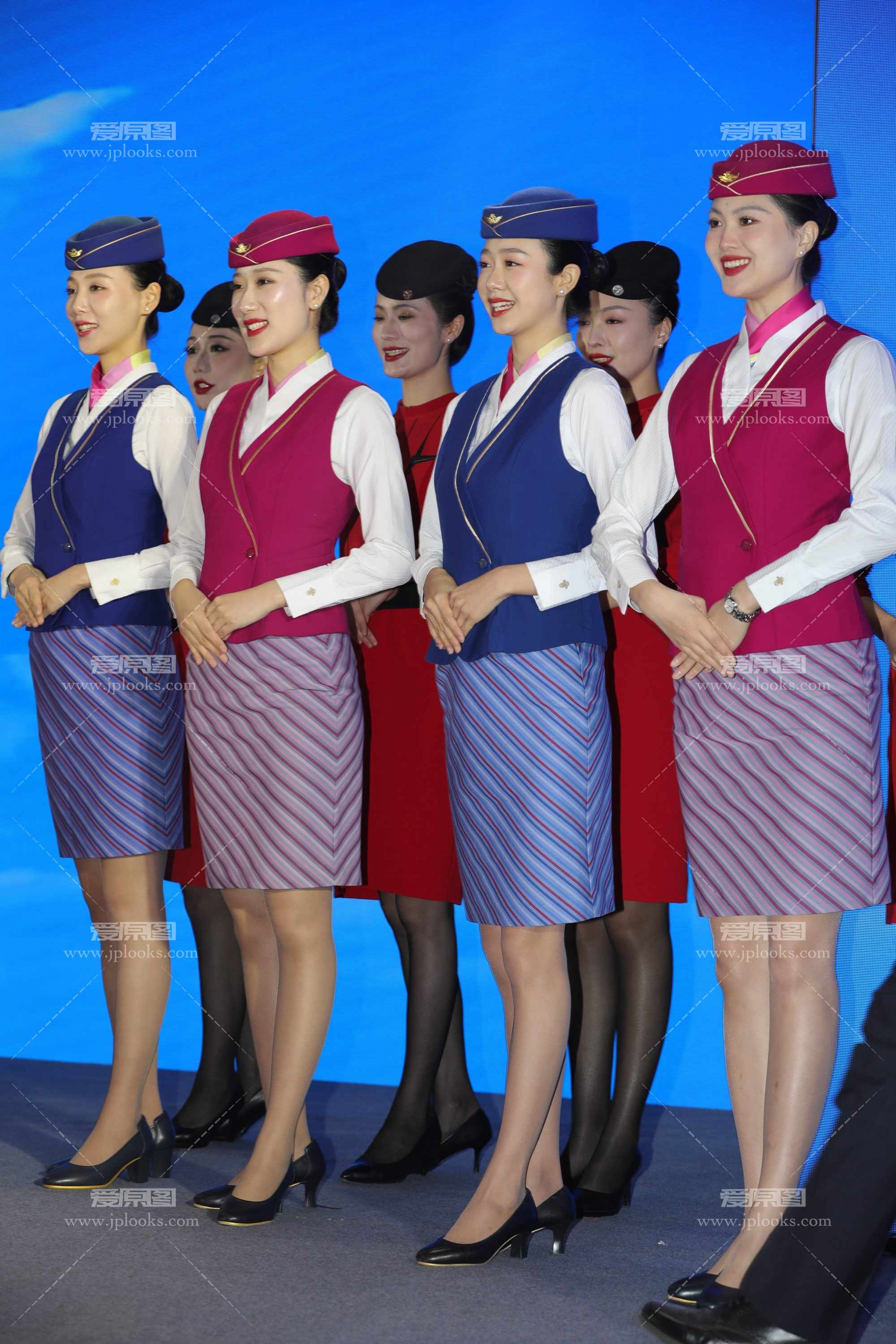 7030-ozdpm3rv1ch.jpg