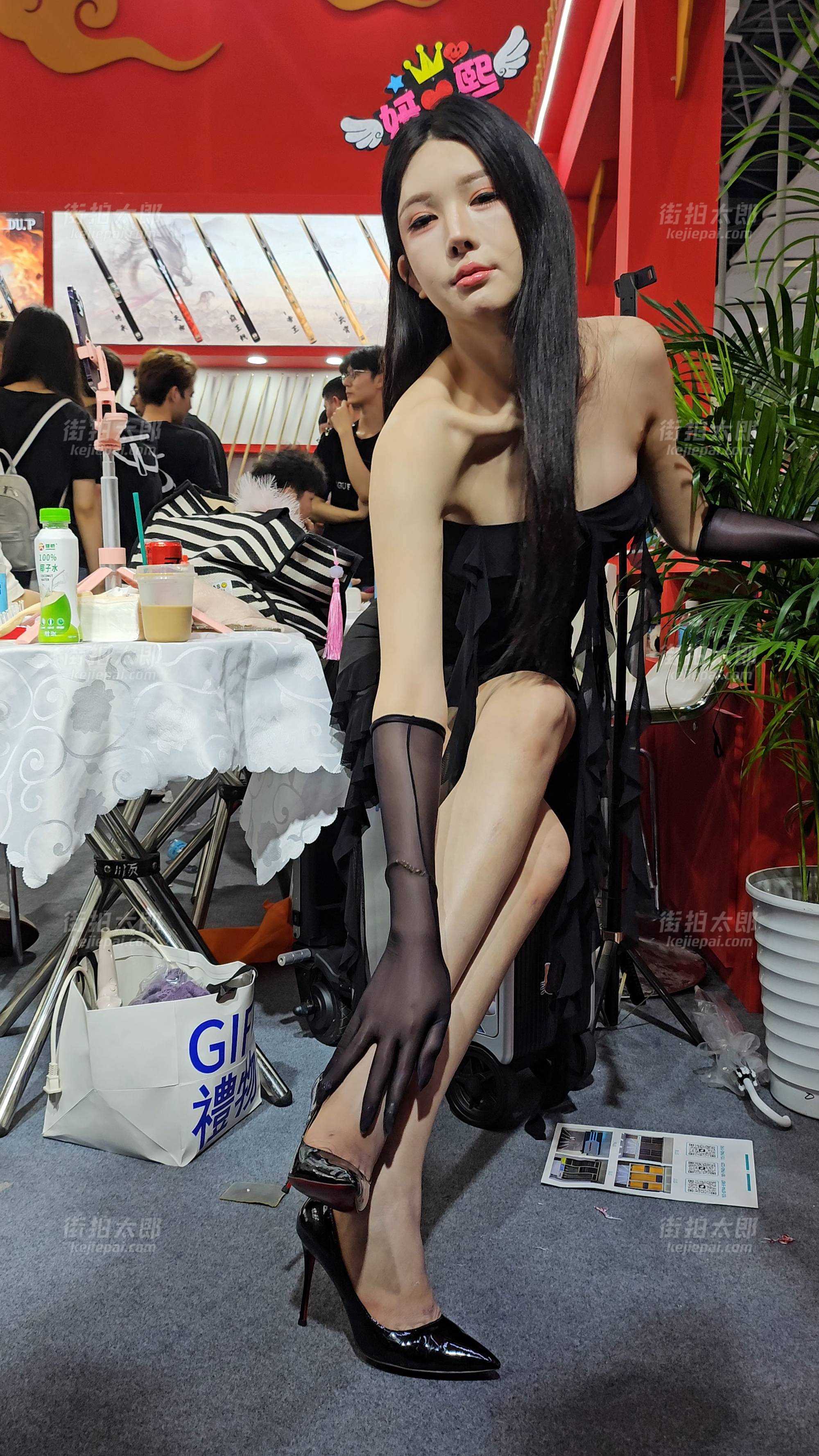 8406-acg00aj4c24.jpg