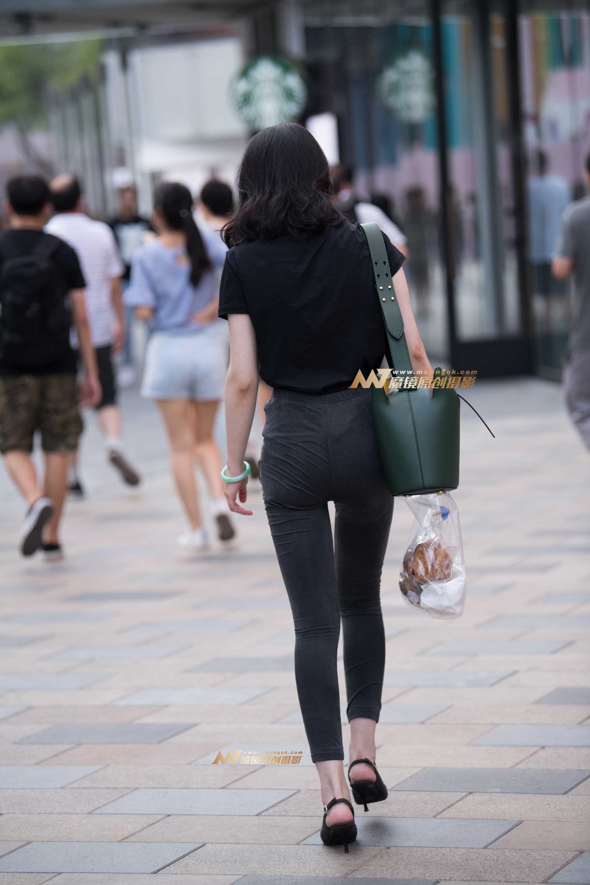 24682-klrd3tuau04.jpg