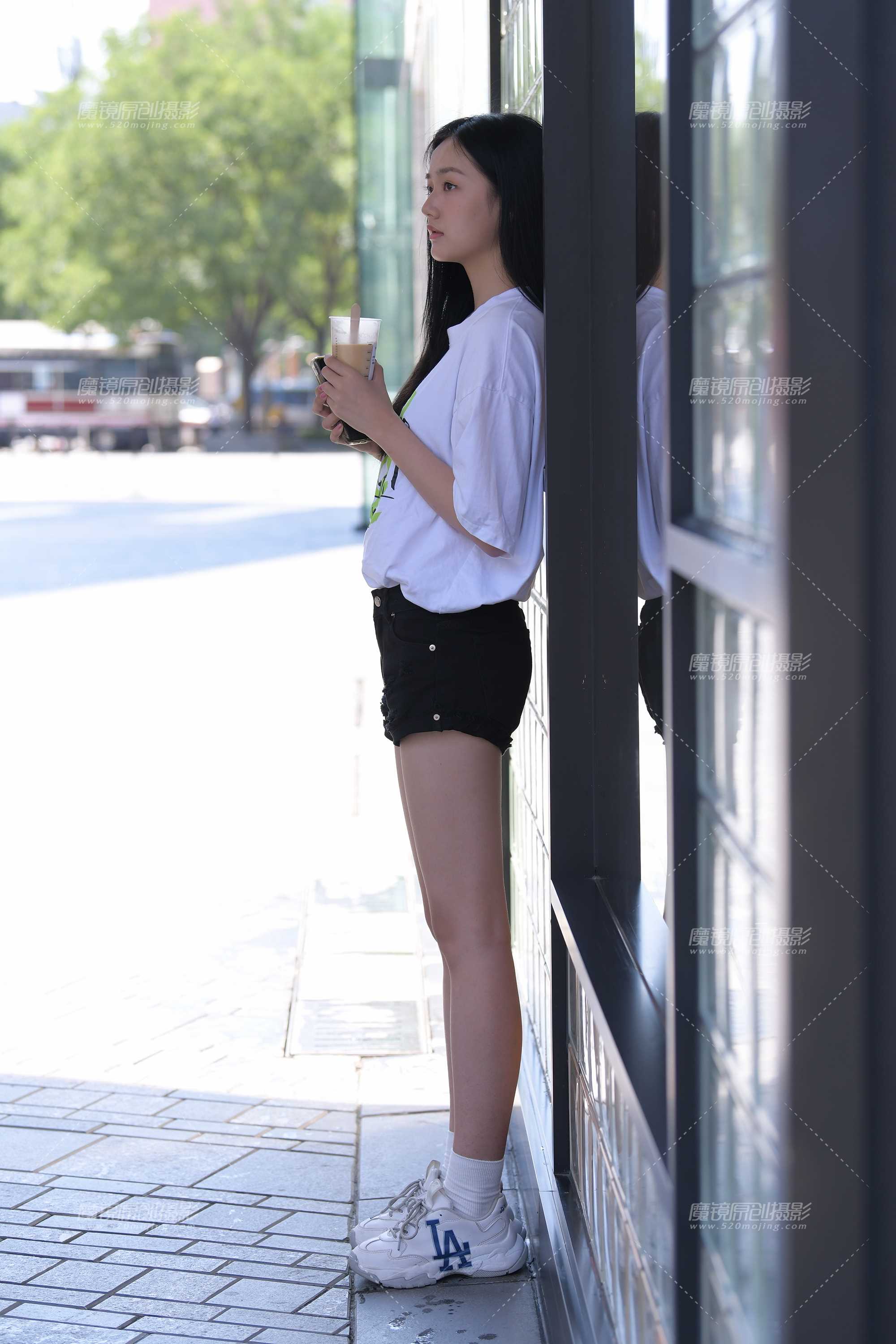 44239-vb4jw0lge14.jpg