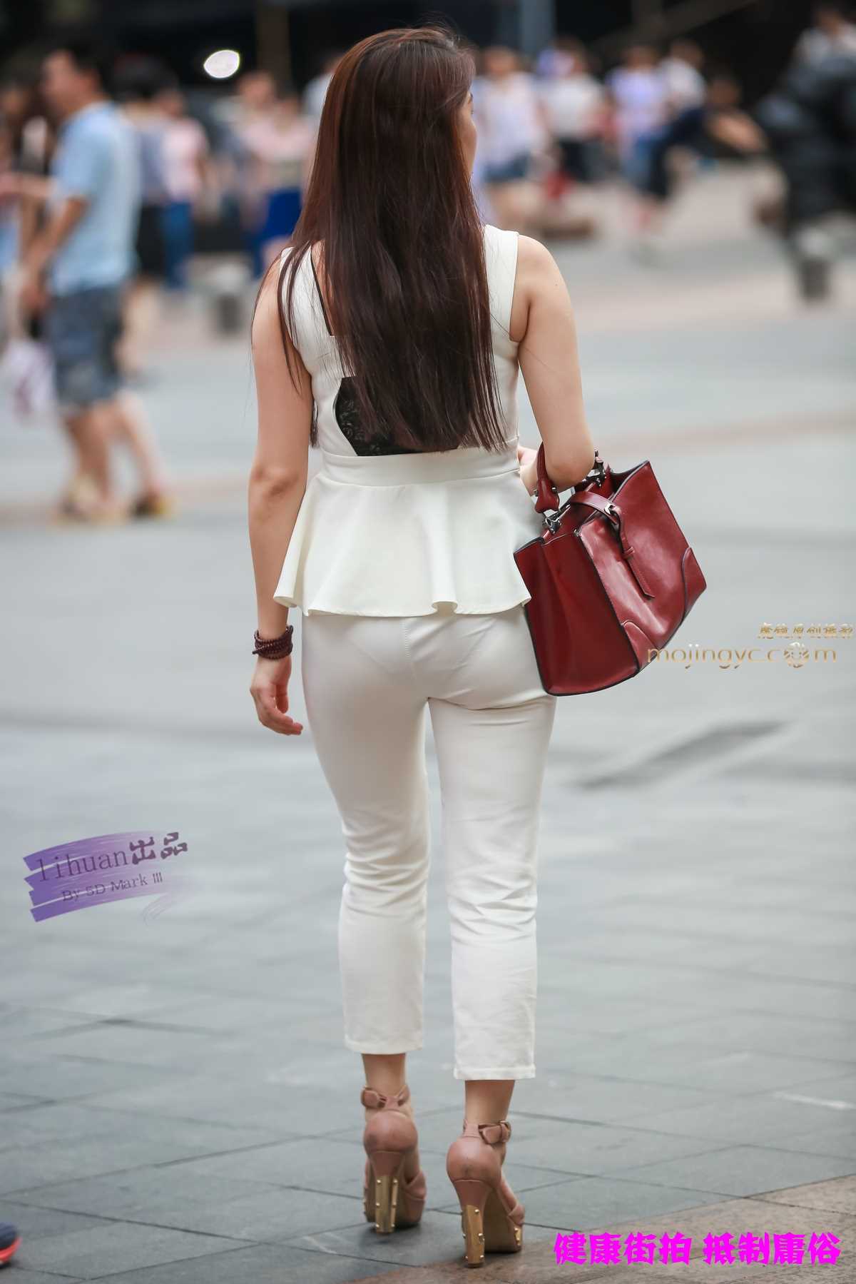 11149-blr2lawmwor.jpg