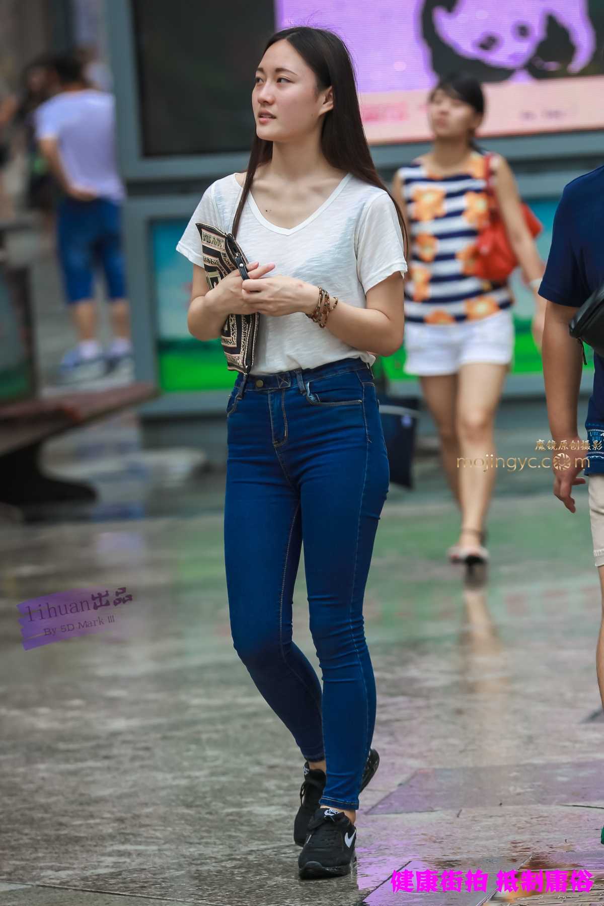 13047-rxmazzesyit.jpg