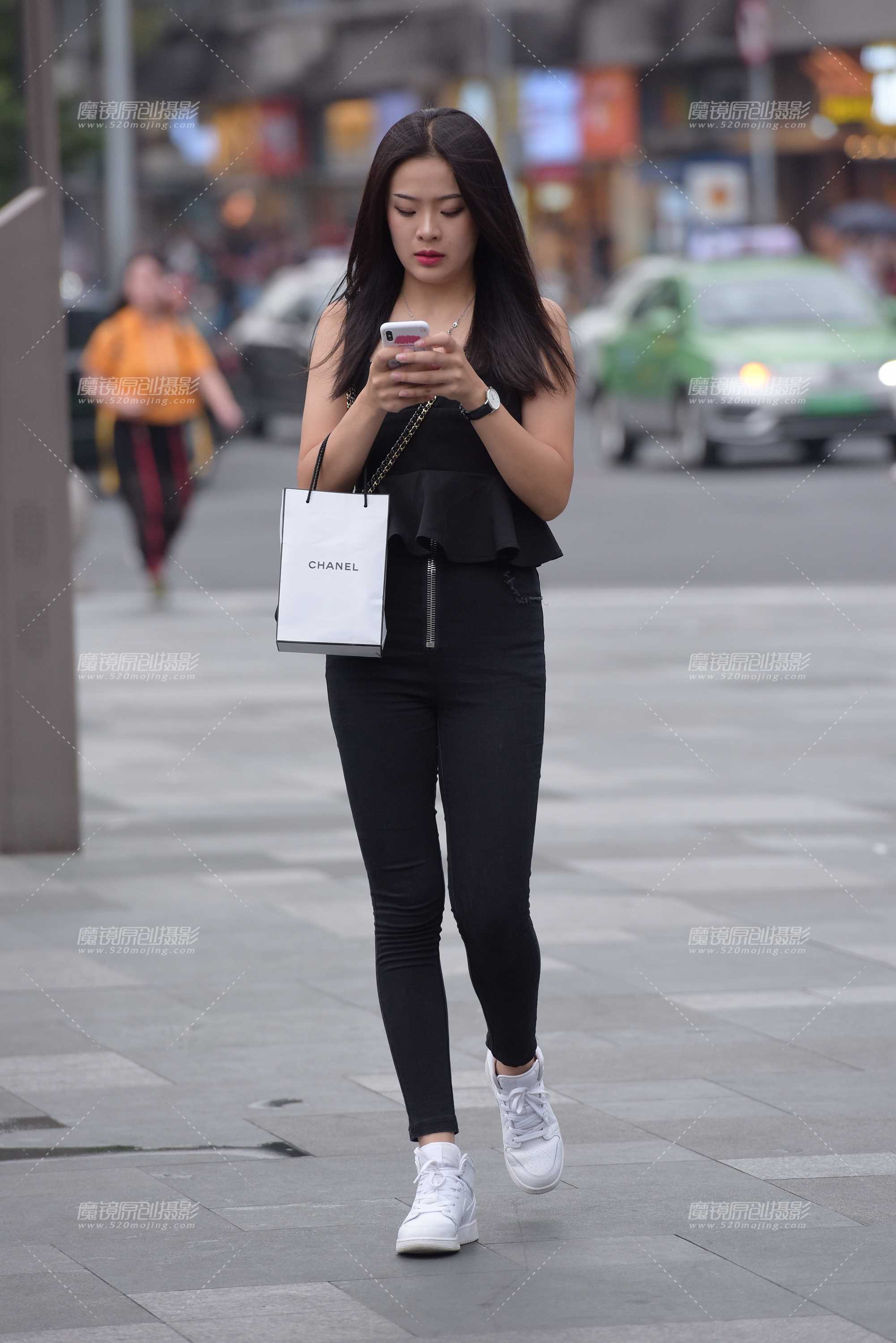 35560-k4brjmnddv1.jpg
