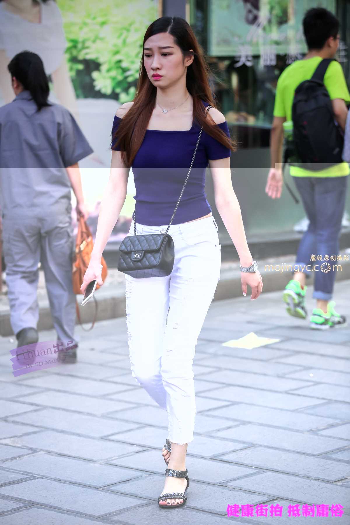 14483-g2r24n2d24l.jpg