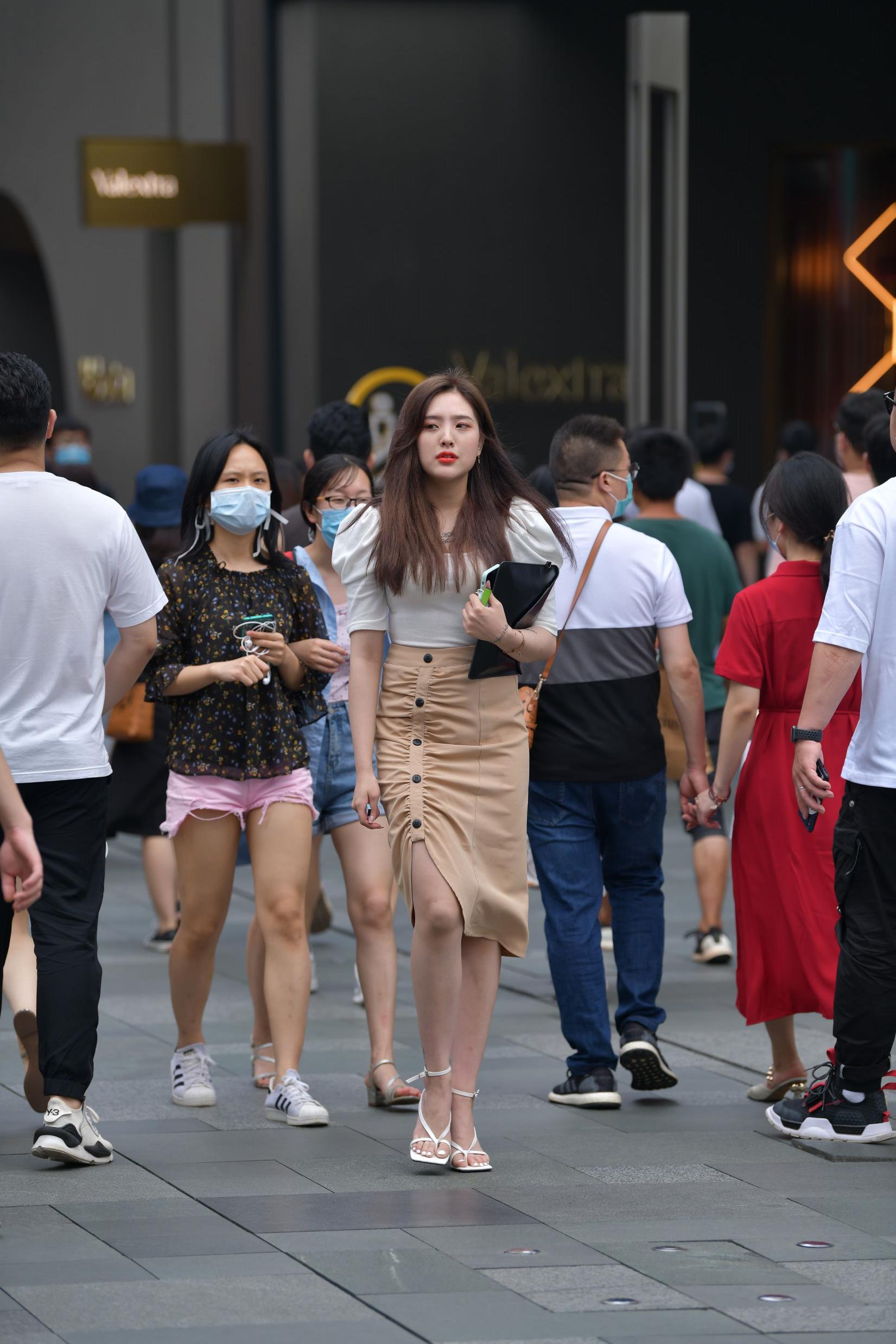 26043-qmbkbu1pf1l.jpg