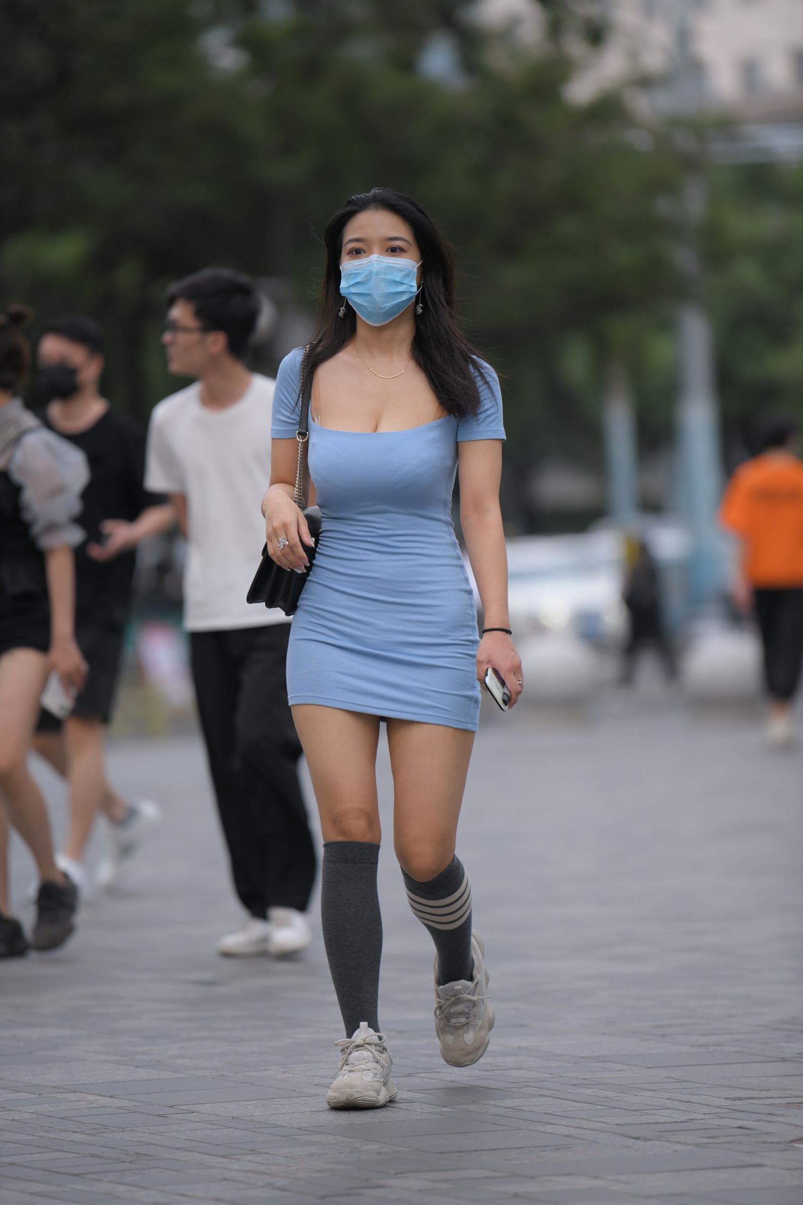27718-hk5iq2spv52.jpg