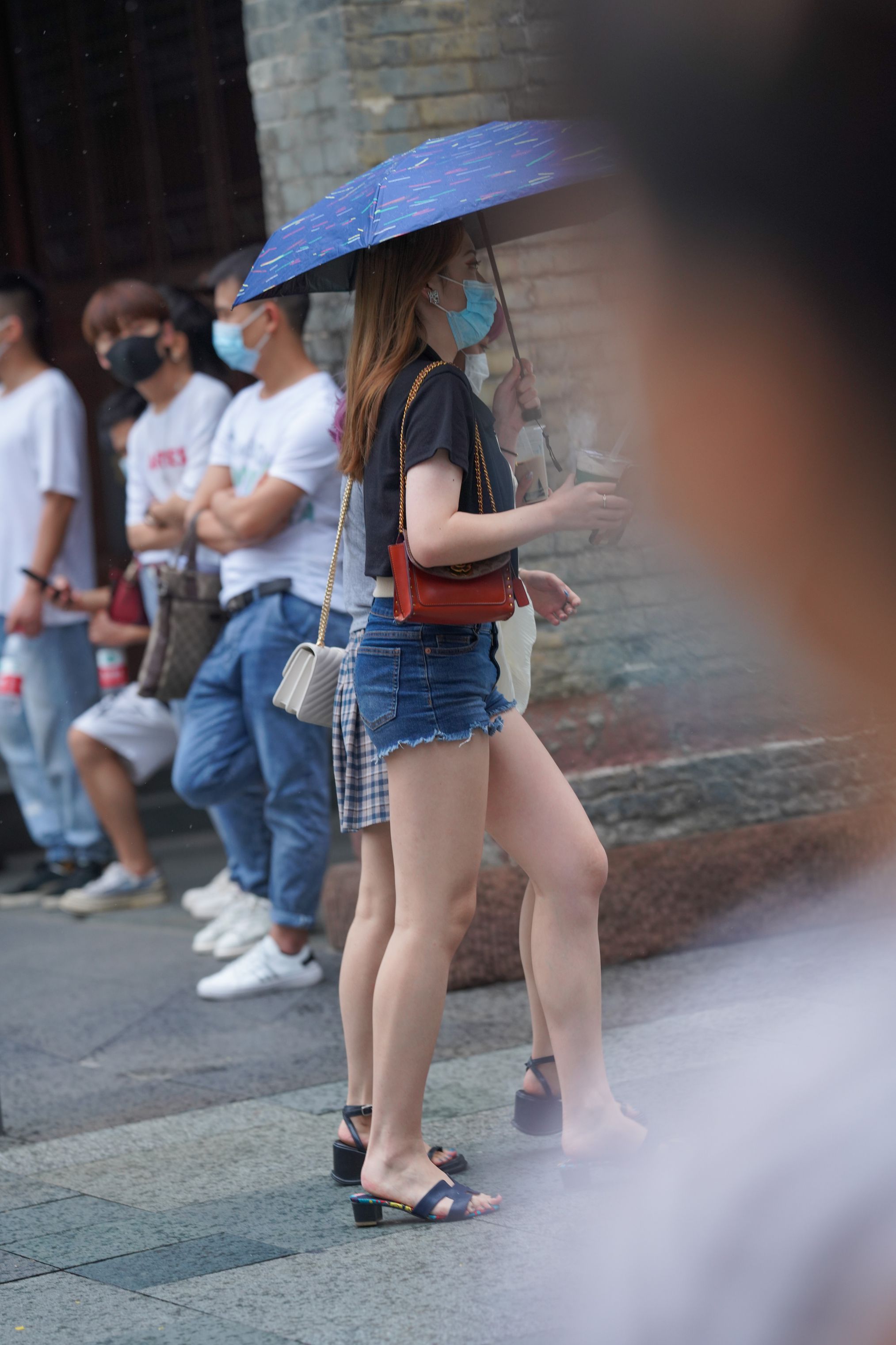 28424-ix1ceil41tl.jpg
