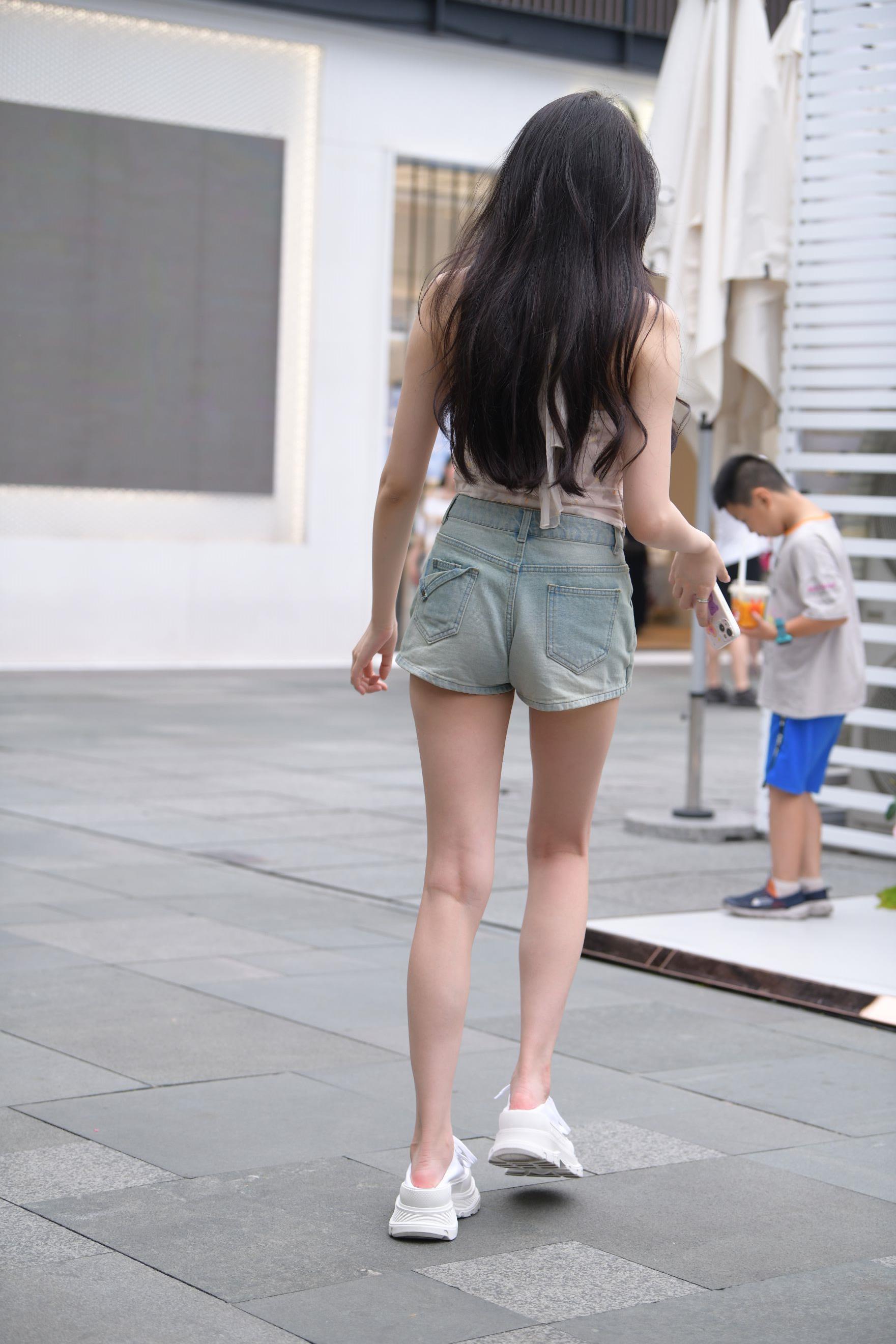 28650-ajum3drmjgx.jpg
