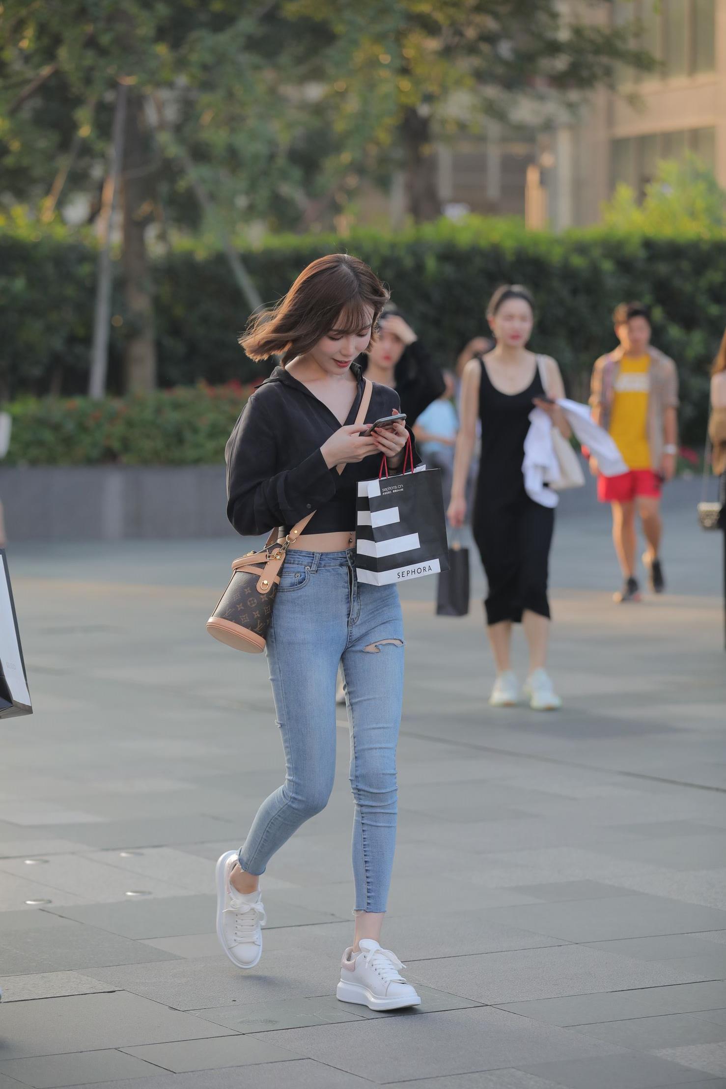 29709-ye4o41scrms.jpg