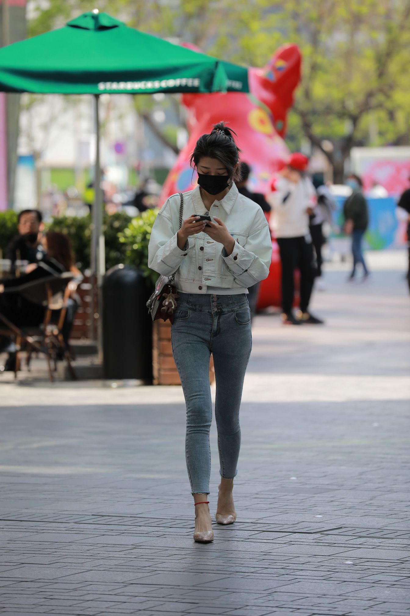 29973-joluxvsx01g.jpg