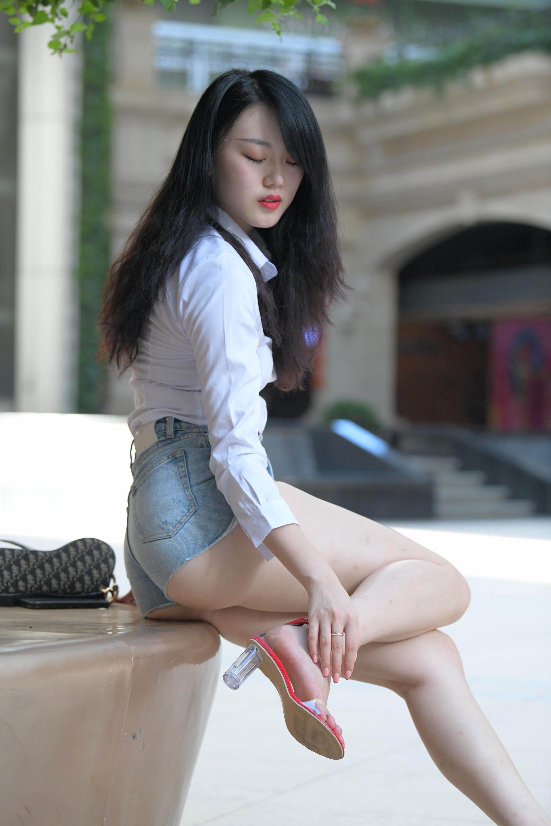 10305-2rfyaft5yfl.jpg