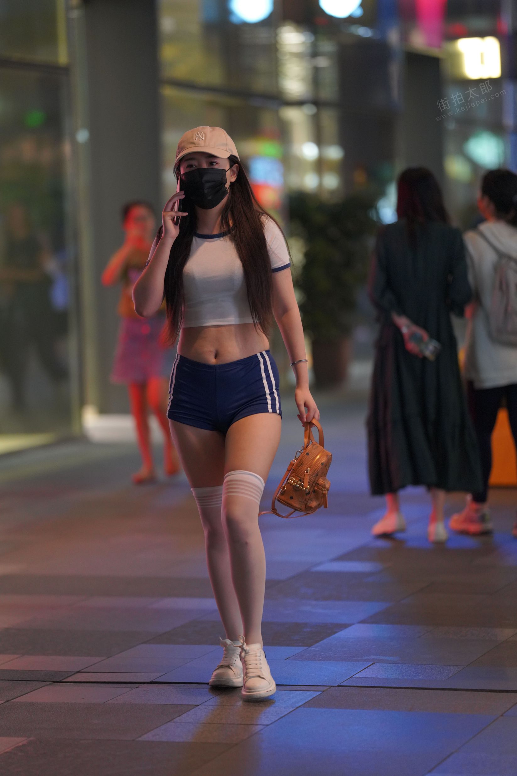 30742-0hxvxbbjkjo.jpg