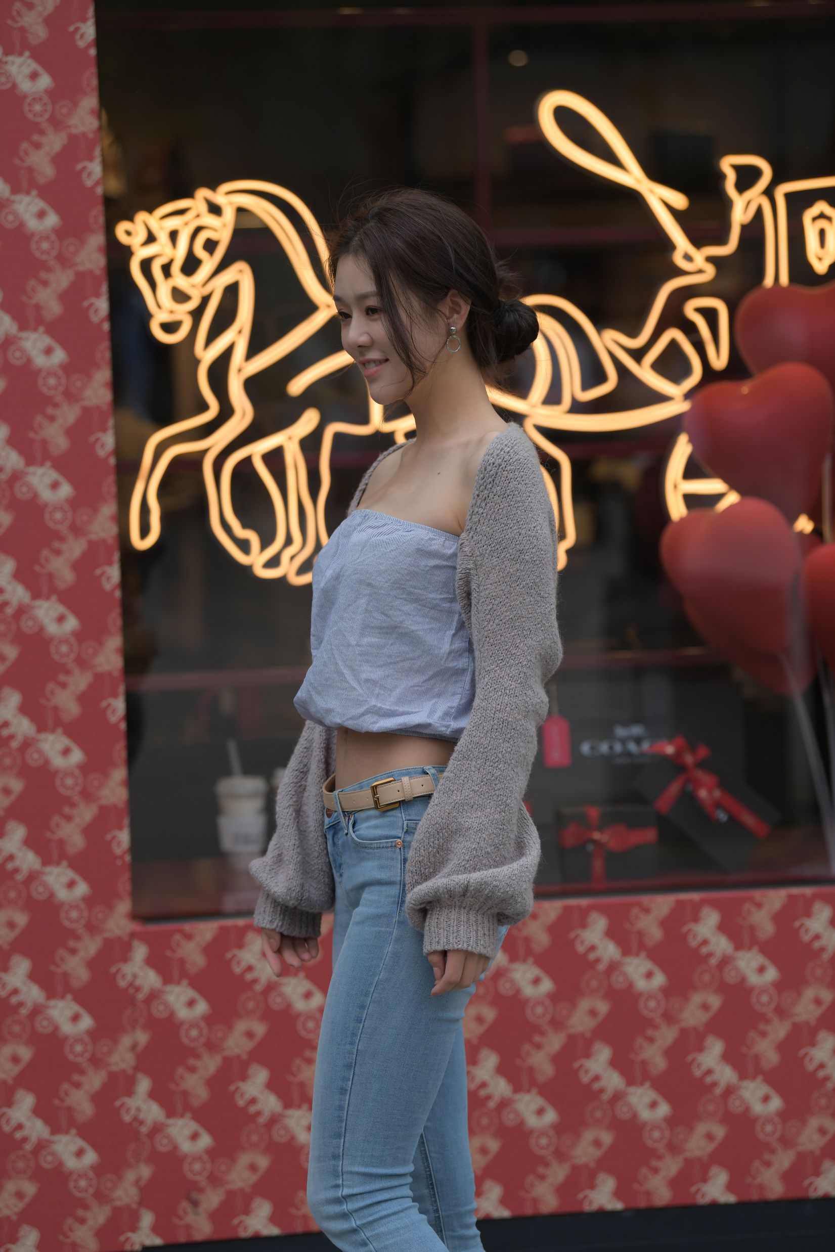 31319-acxam4kikvk.jpg