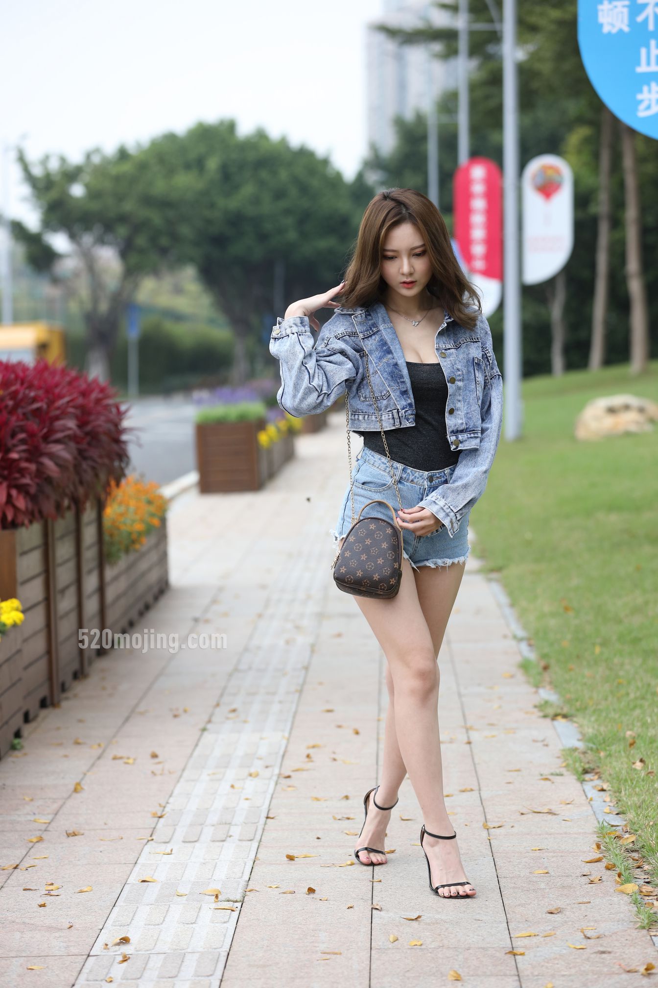 10467-4hcxdj3xzdw.jpg