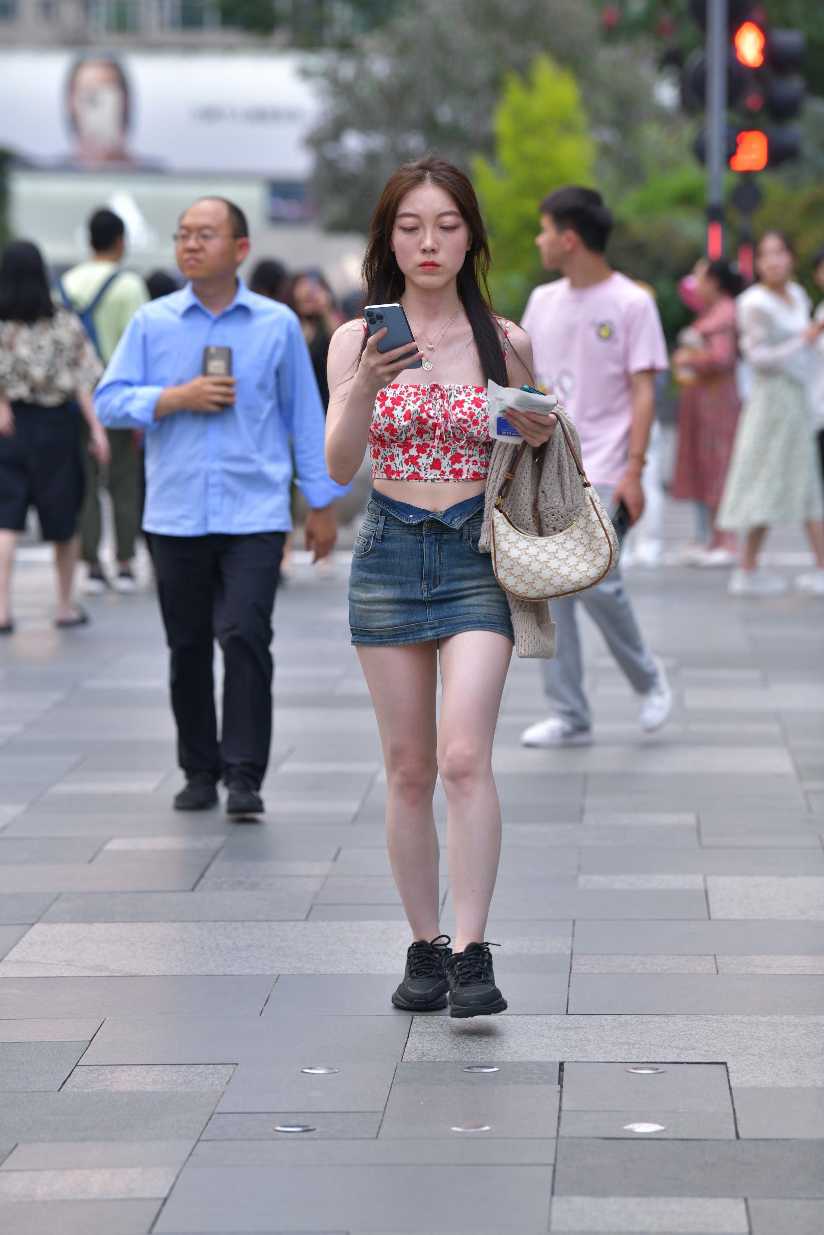 31798-mc3y4uueson.jpg