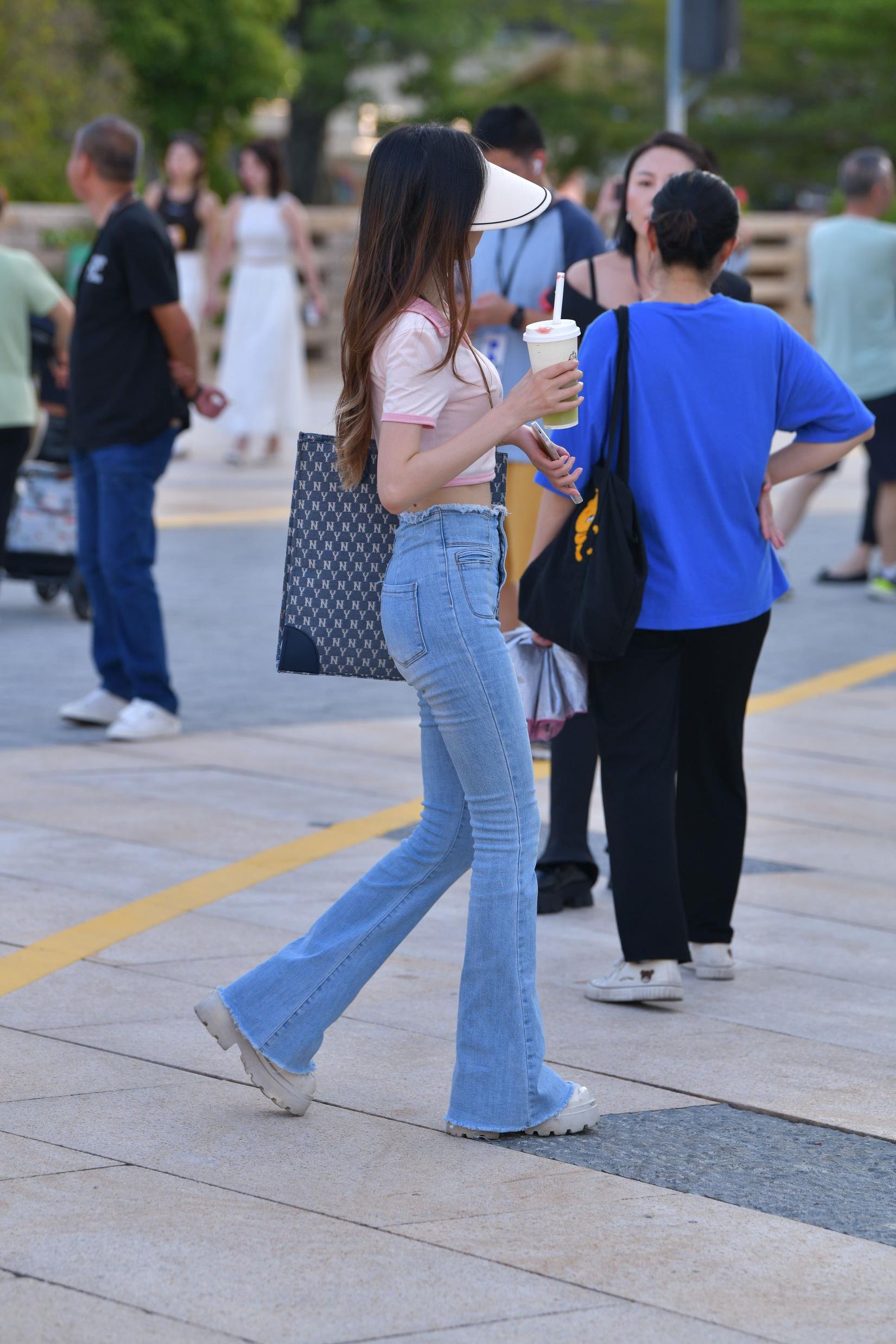 31803-mj2c5bt5jog.jpg