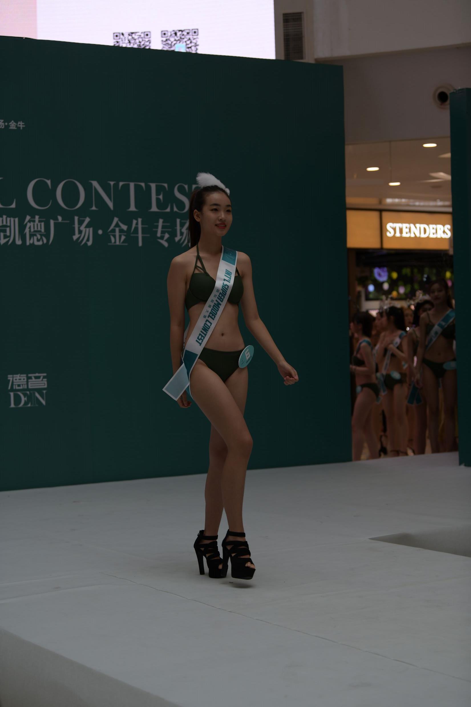 31918-qszpfw2bccb.jpg