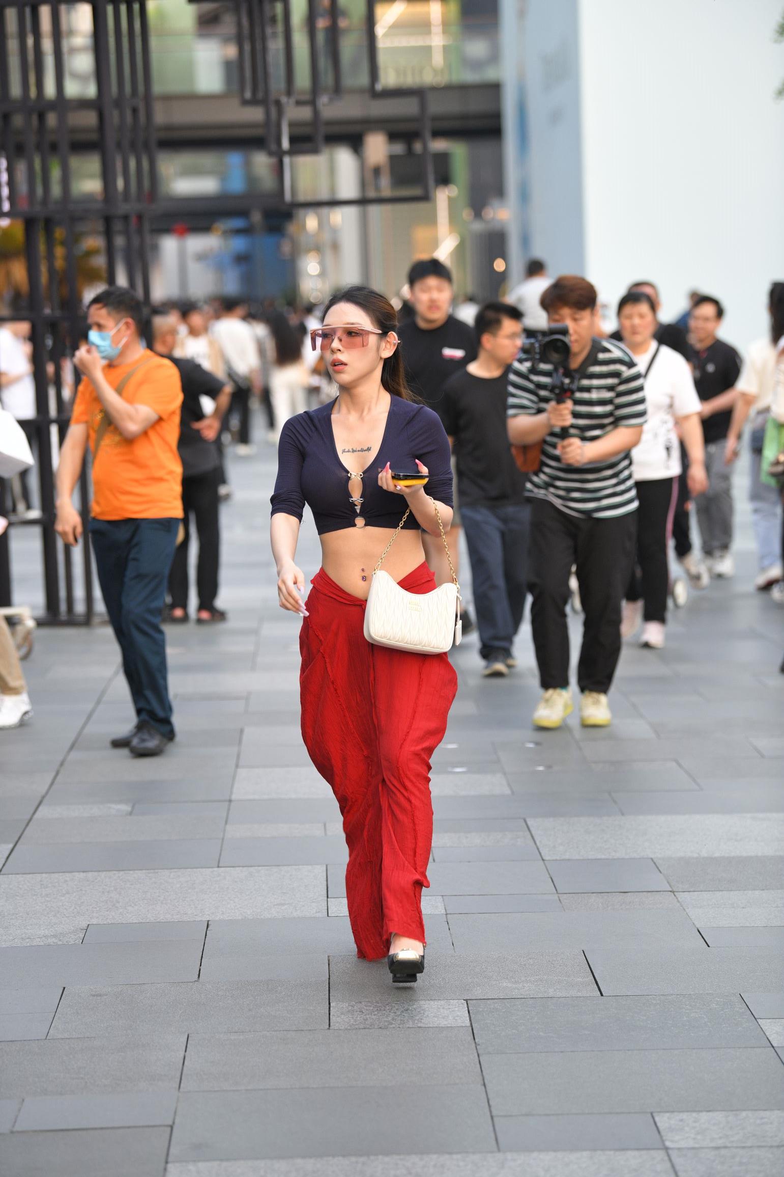 32261-yquhhe51kuo.jpg