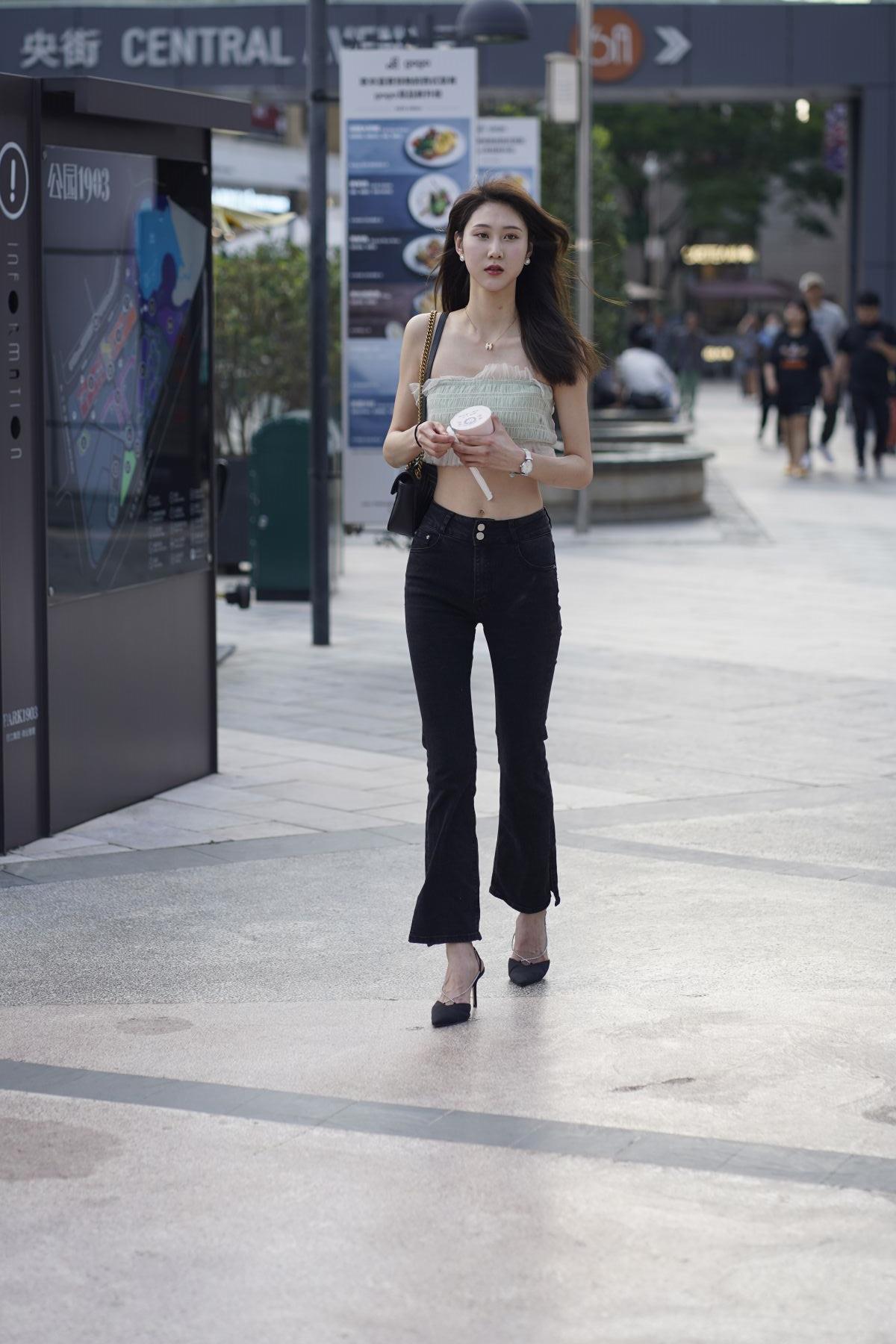 32030-gdtlorr12xk.jpg
