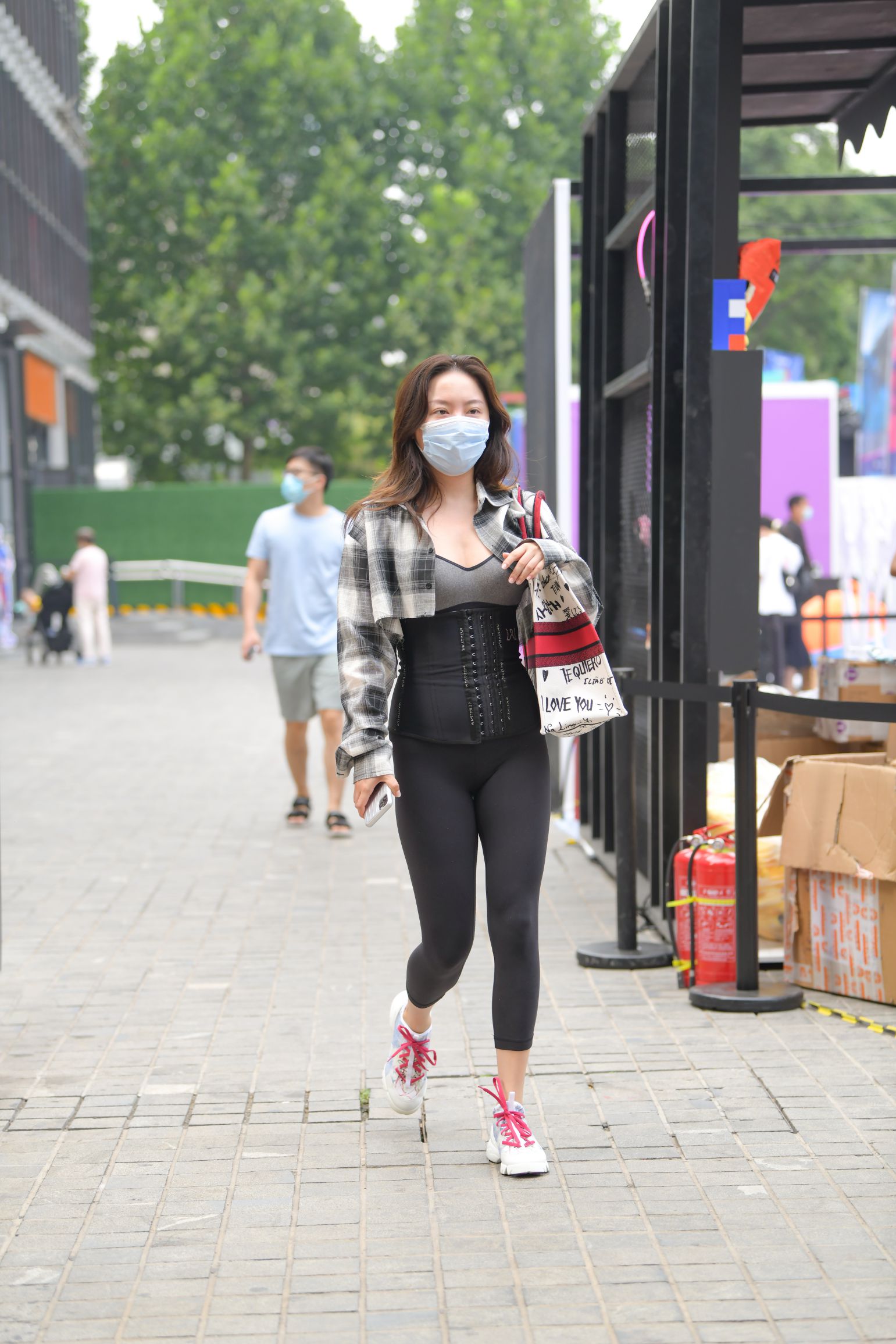 32543-zmwfw23s5nt.jpg