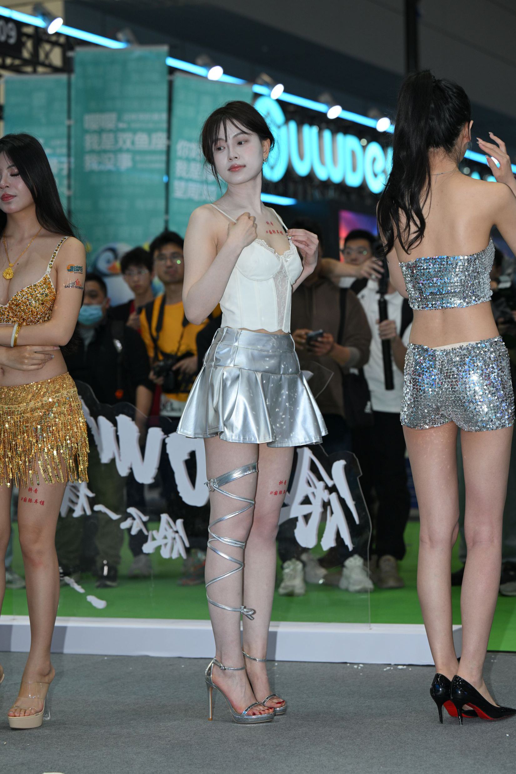 161173-s3jr3vktujw.jpg