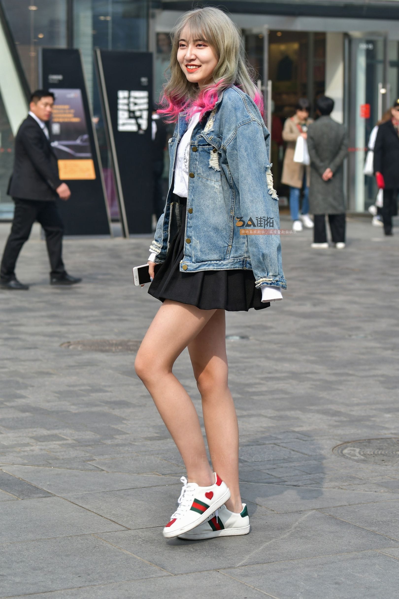 103509-pbelcbp3axm.jpg