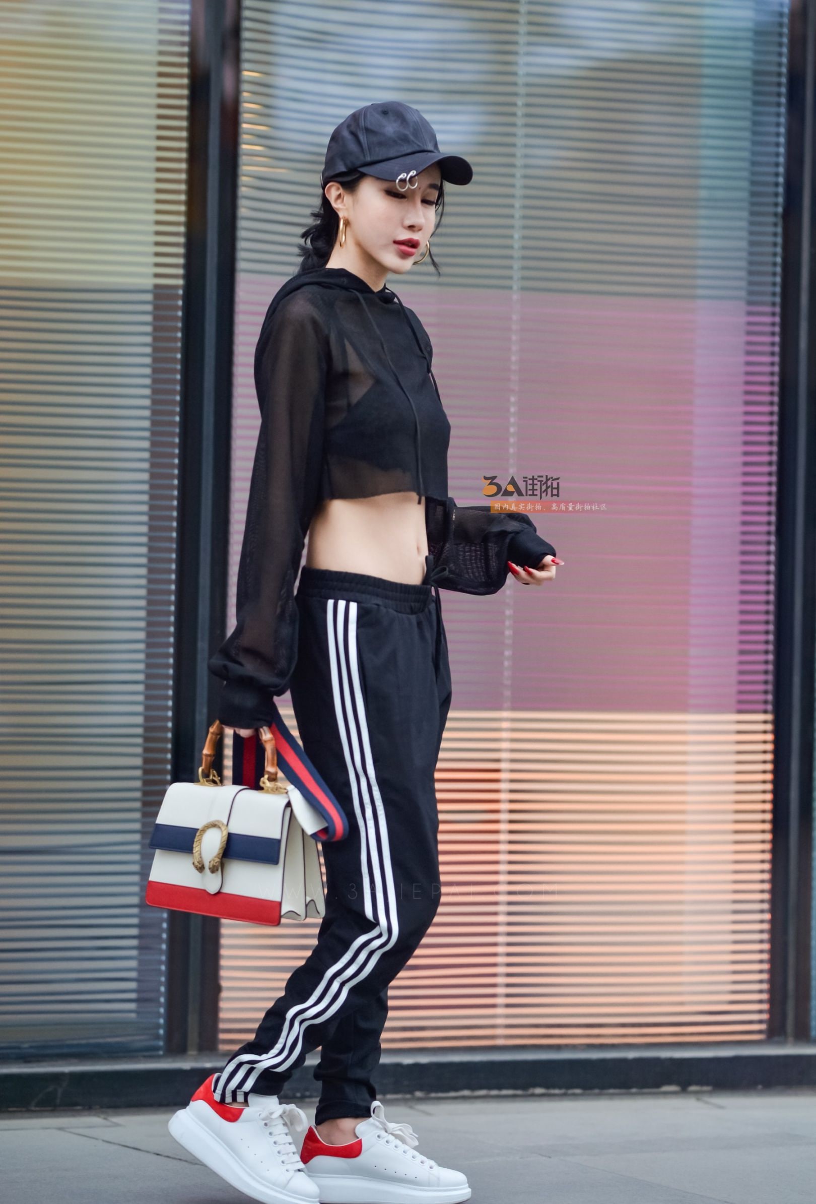 103800-x3ngst4mk0i.jpg