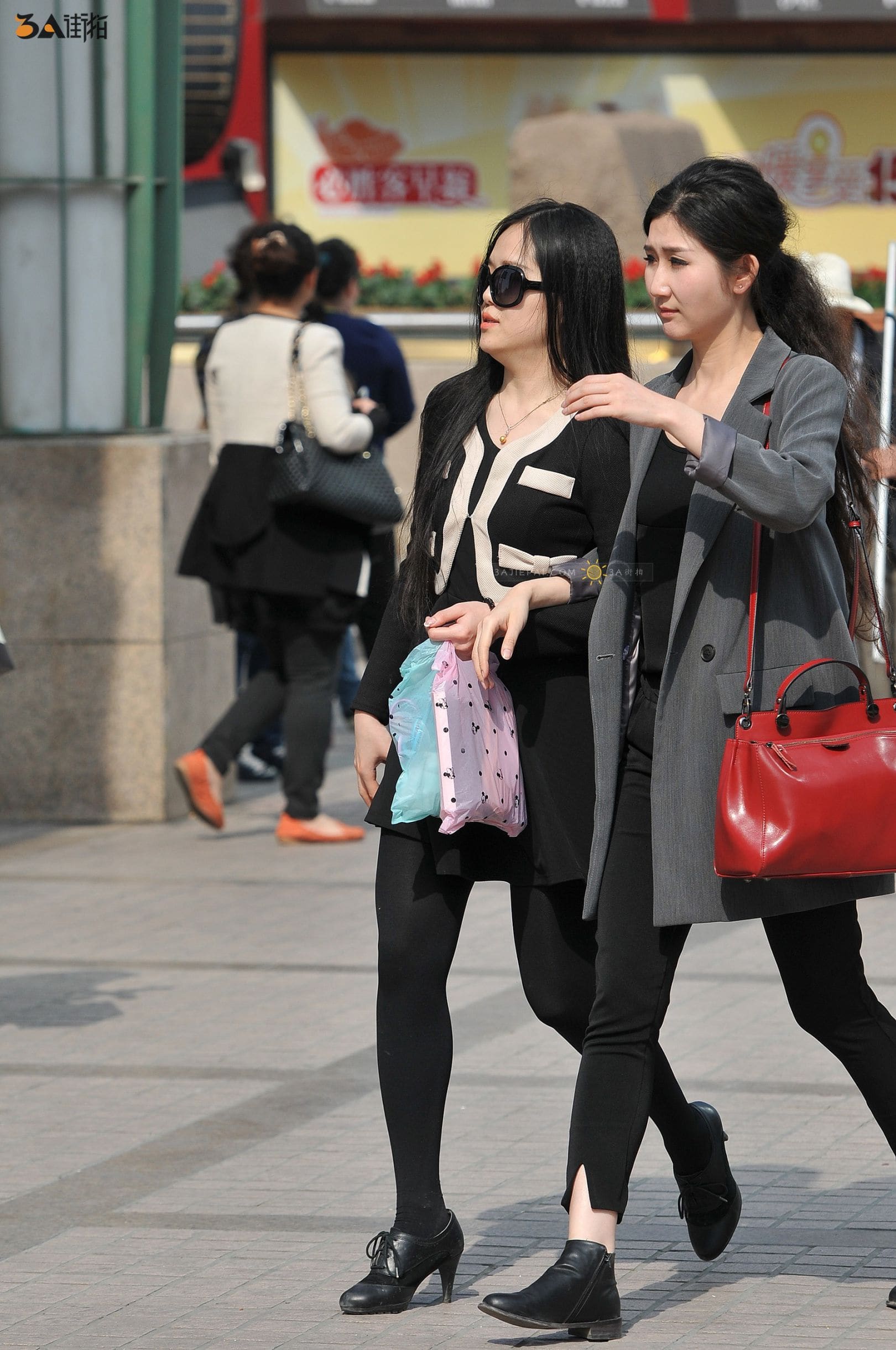 104265-iyq0x3pc1zn.jpg