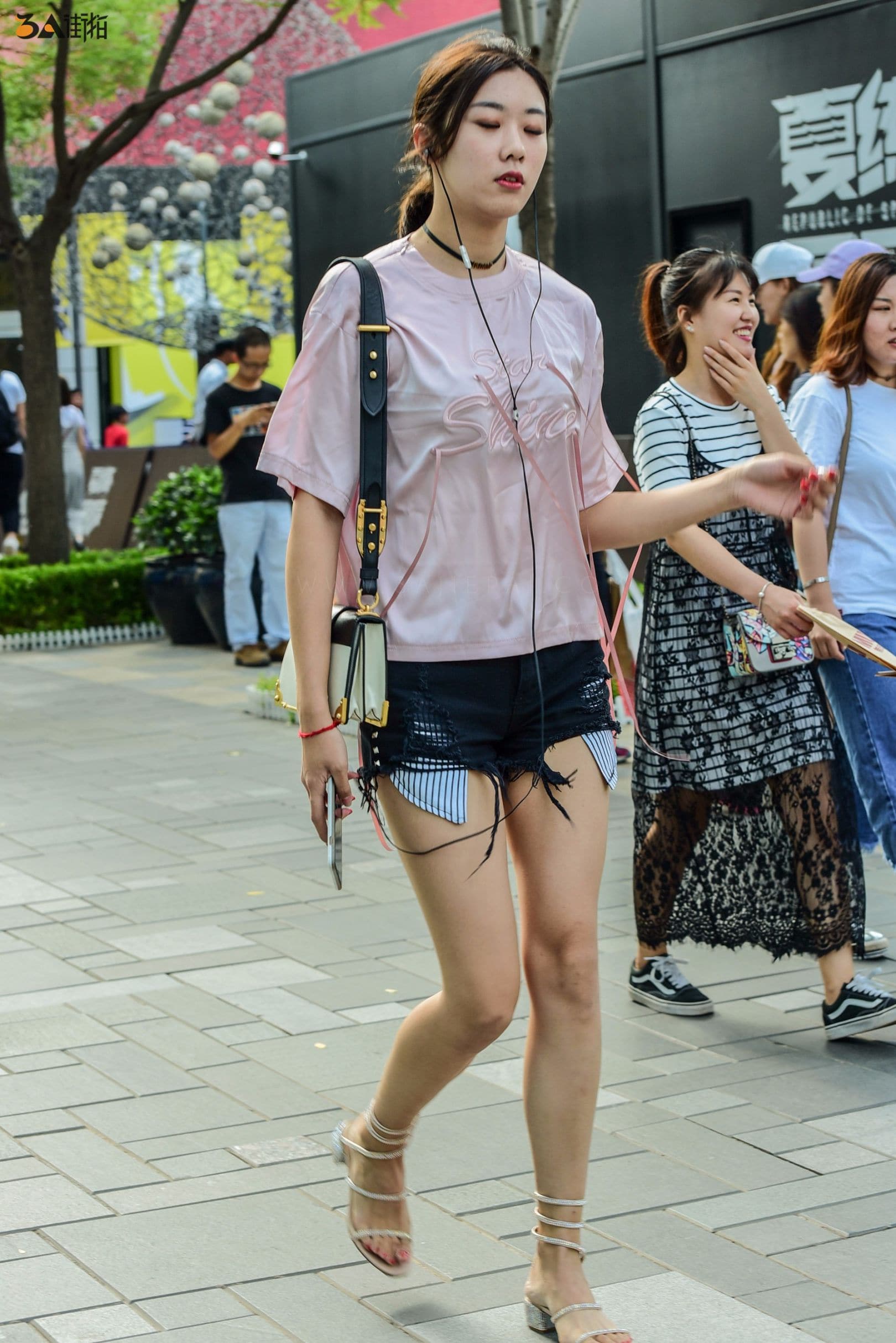 104368-k4h5dm3djxl.jpg