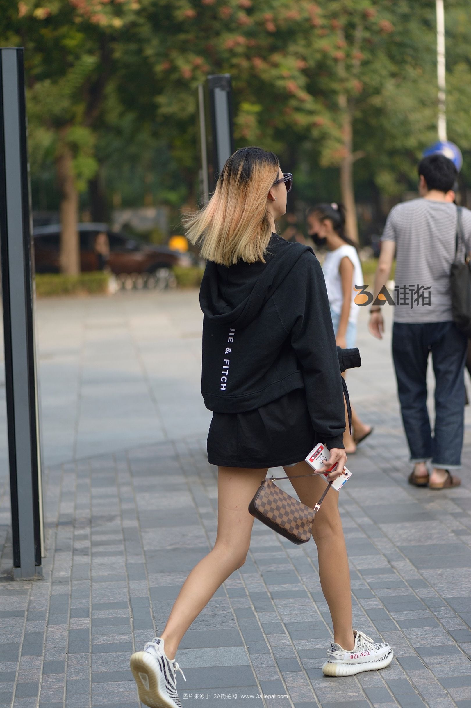 105363-jytb4s0eagu.jpg