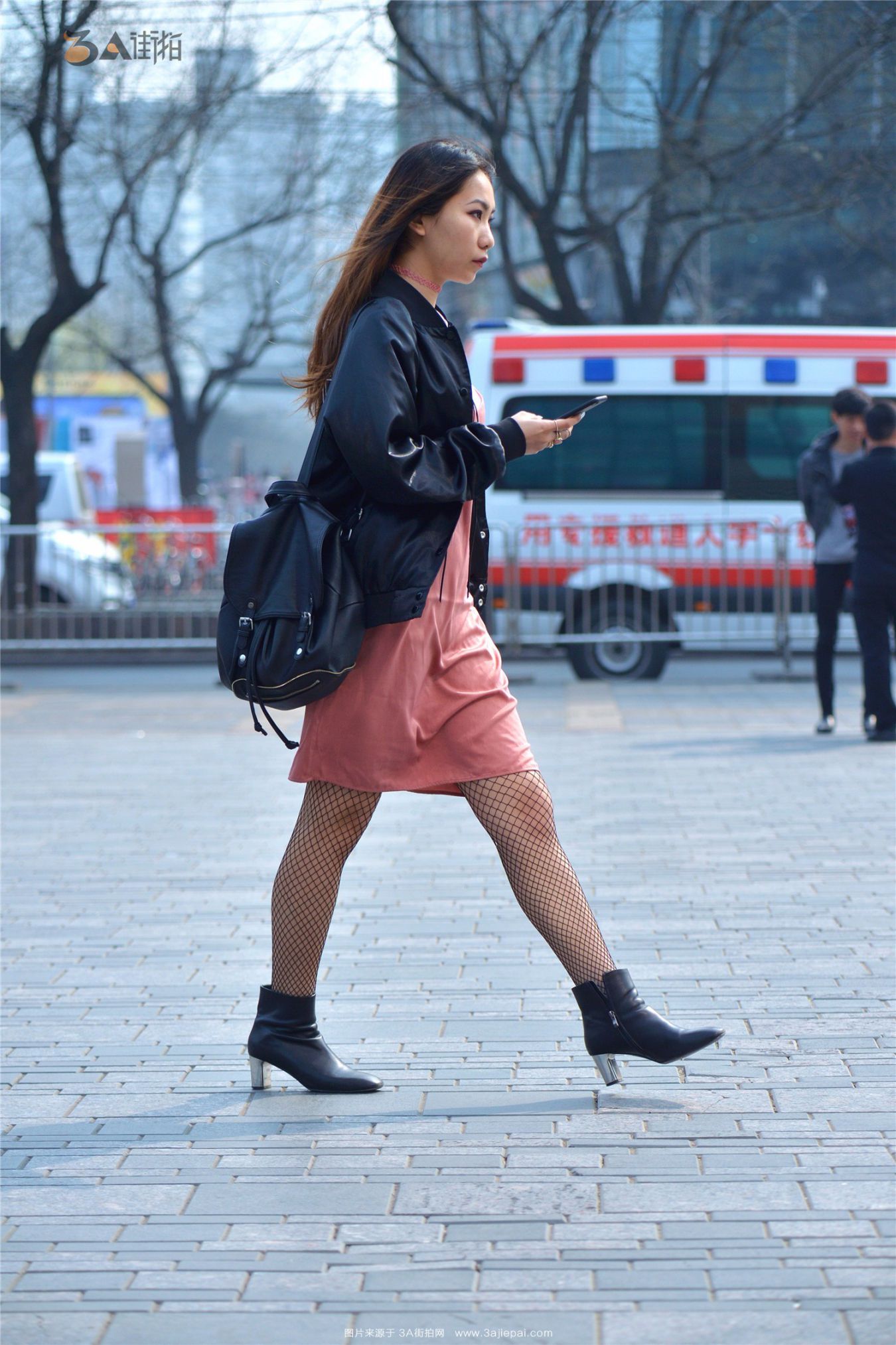 107581-3azwbwkbgxt.jpg