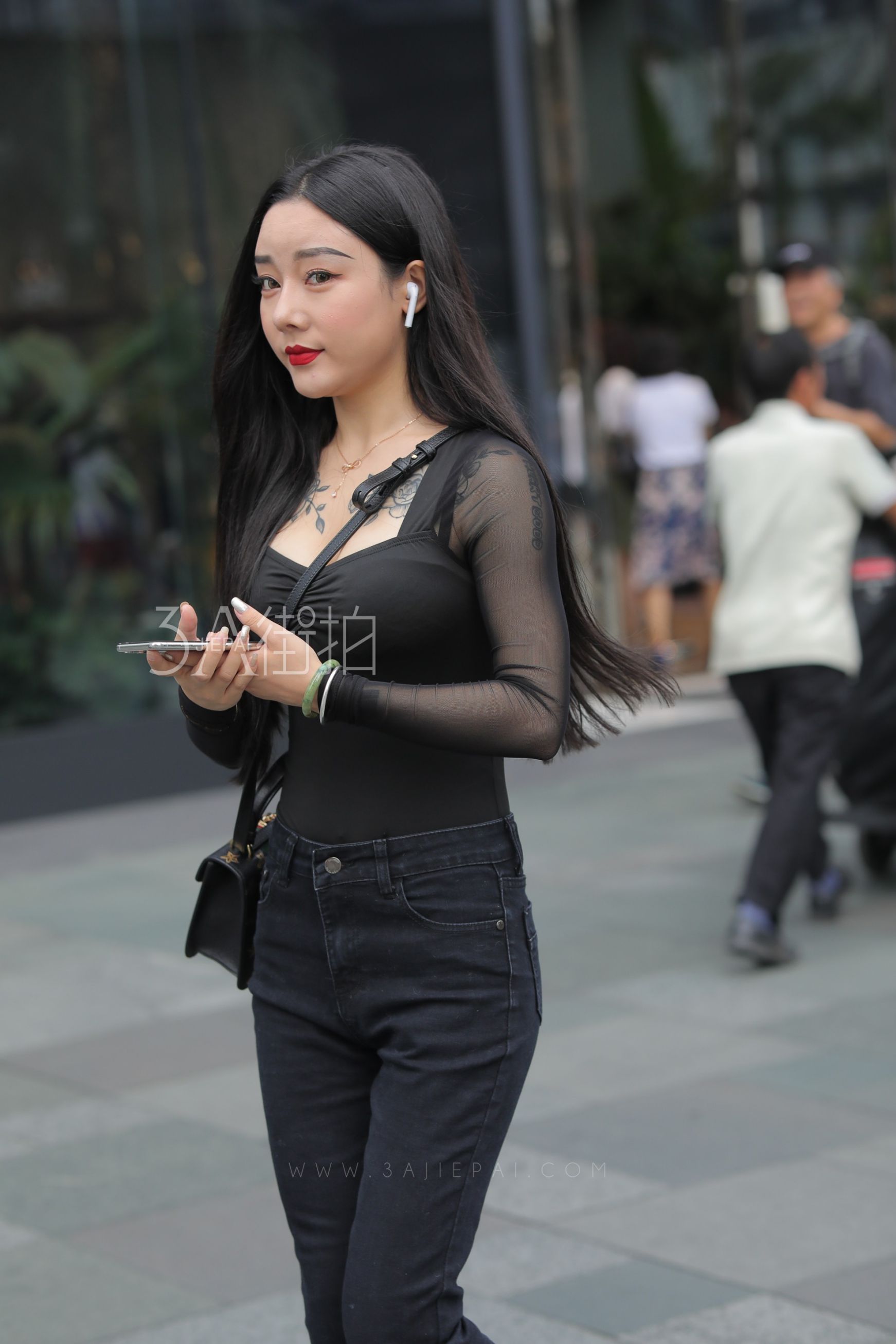 100431-ptikytofz1d.jpg