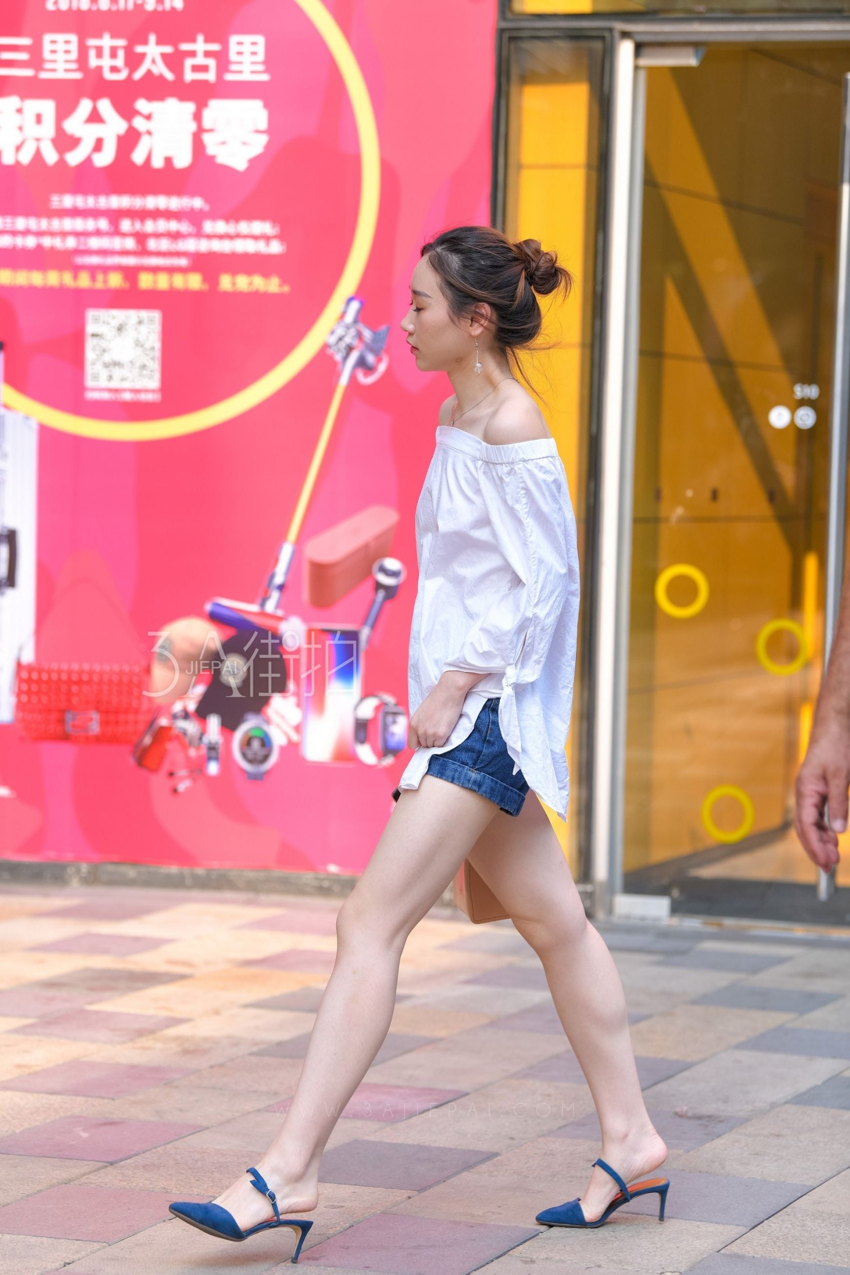 100320-tclmpcgdvwz.jpg