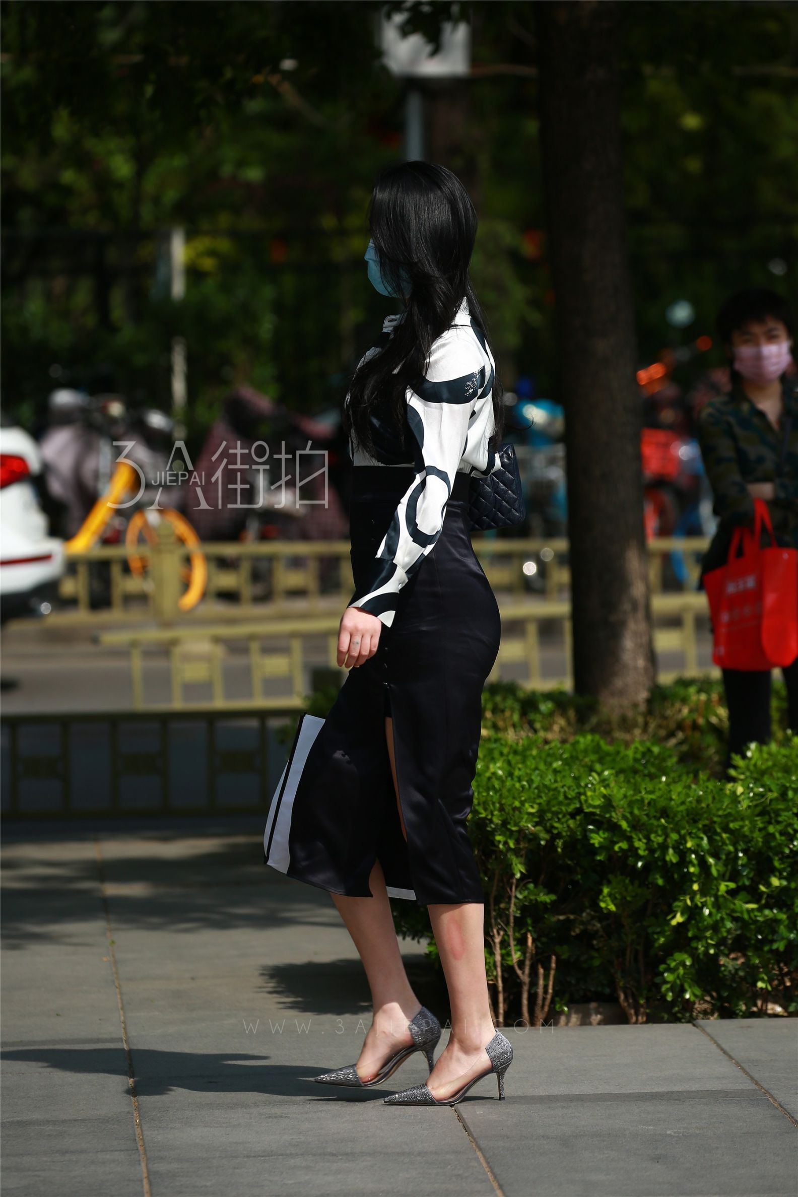 100295-tpoglpp2u0r.jpg