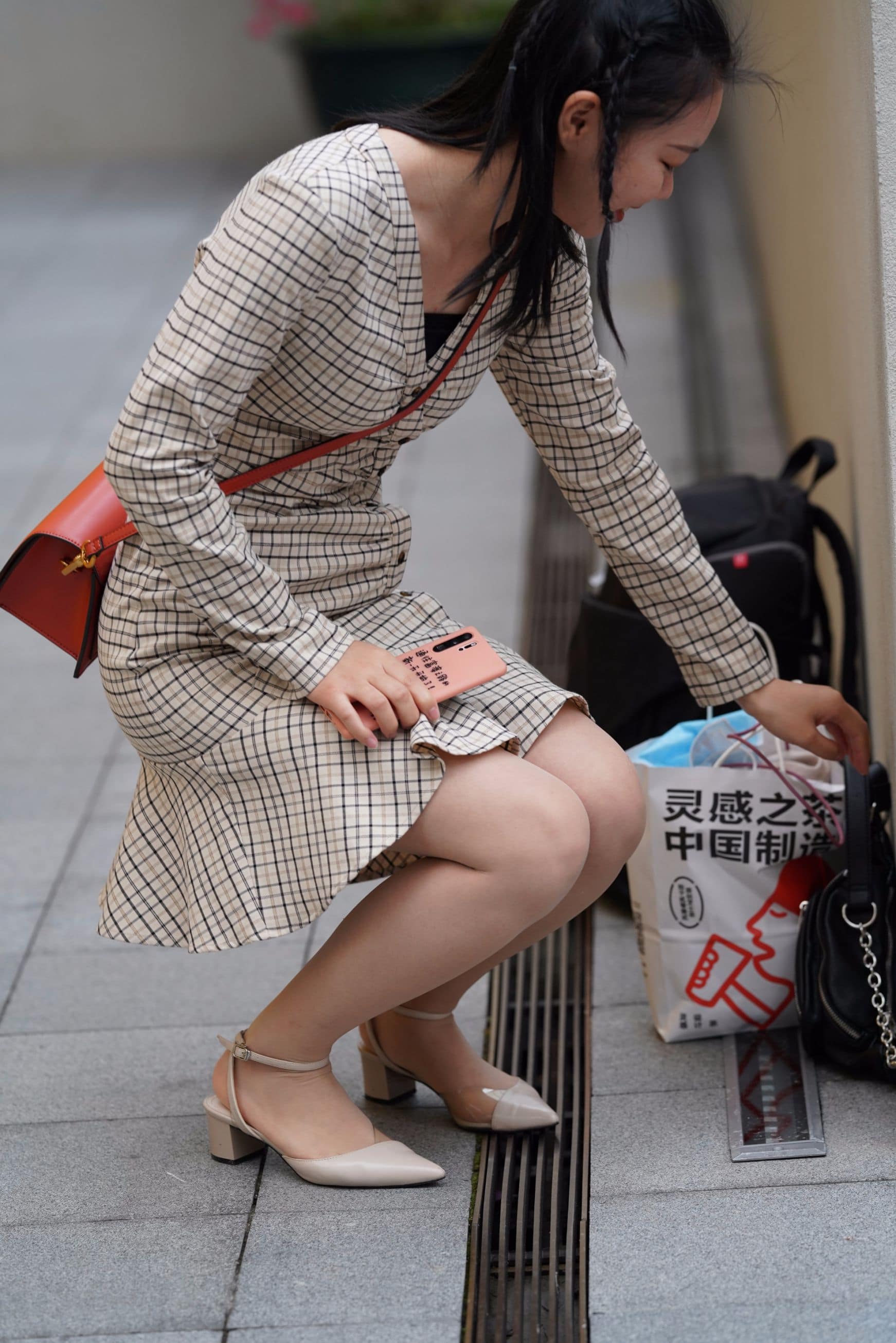 100269-aprvl3mf32f.jpg