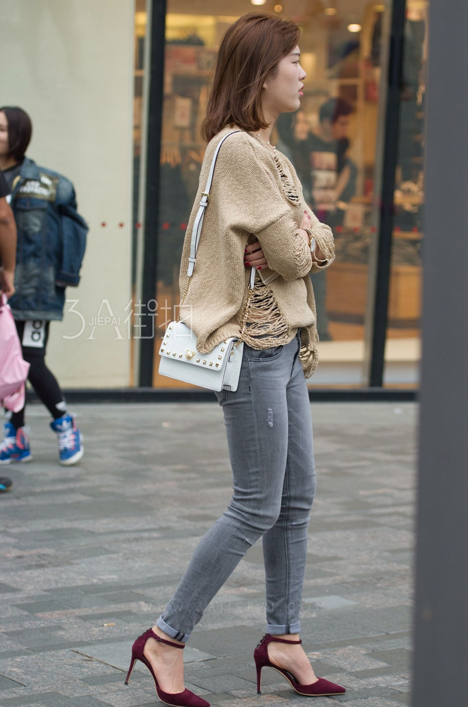 100035-wlcenrdibcj.jpg