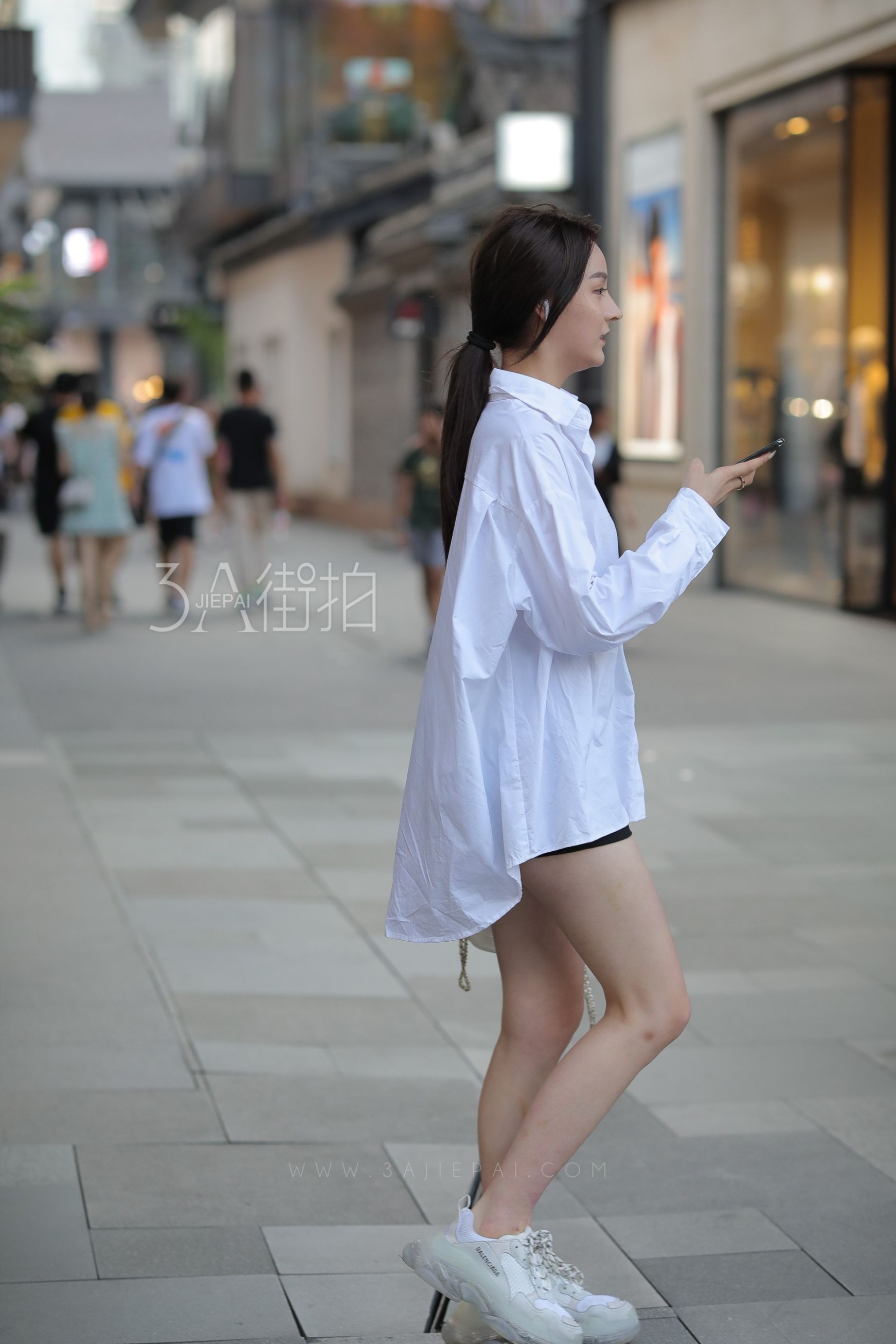 99889-vmytds52a0h.jpg