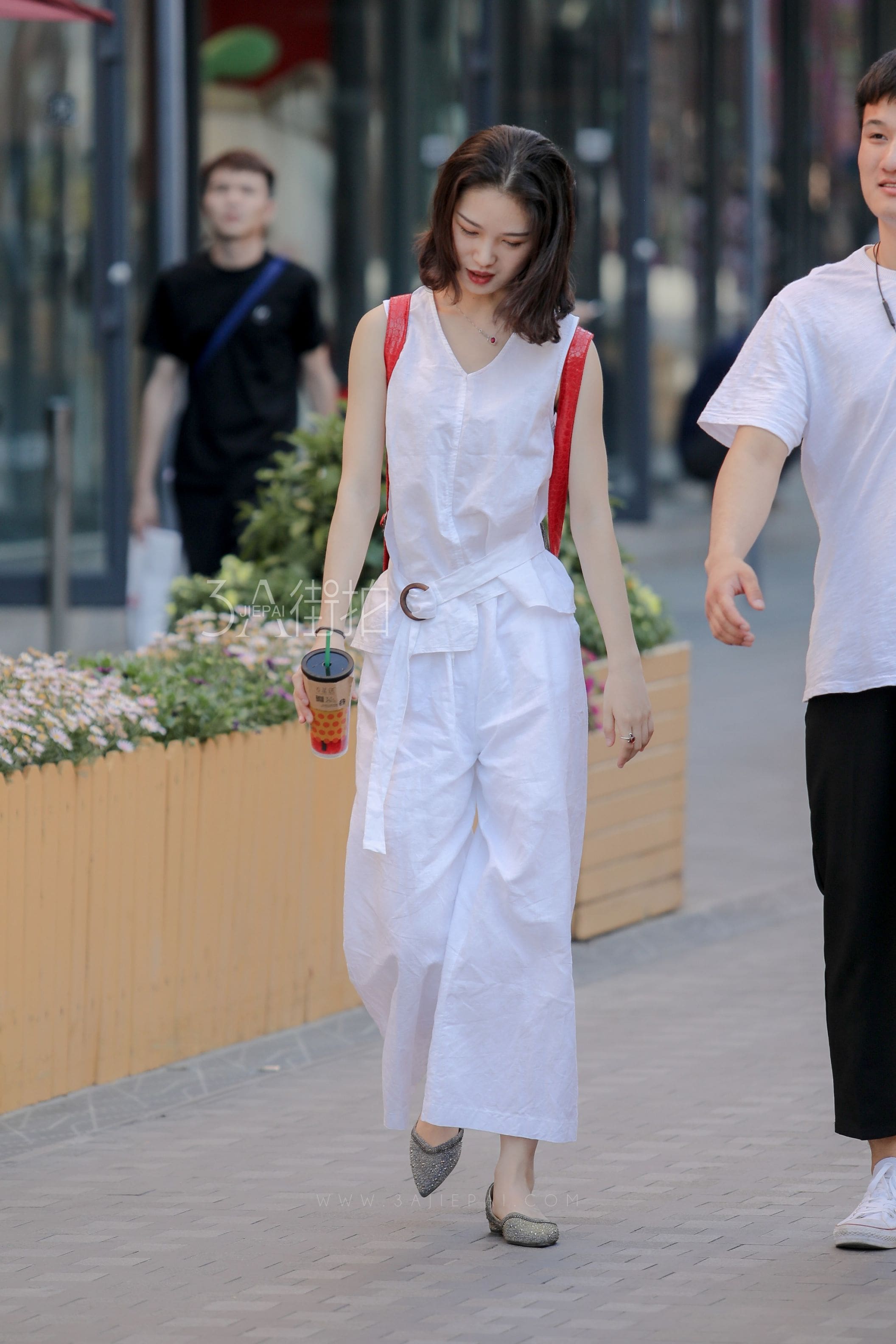 99582-e505clzqp5u.jpg