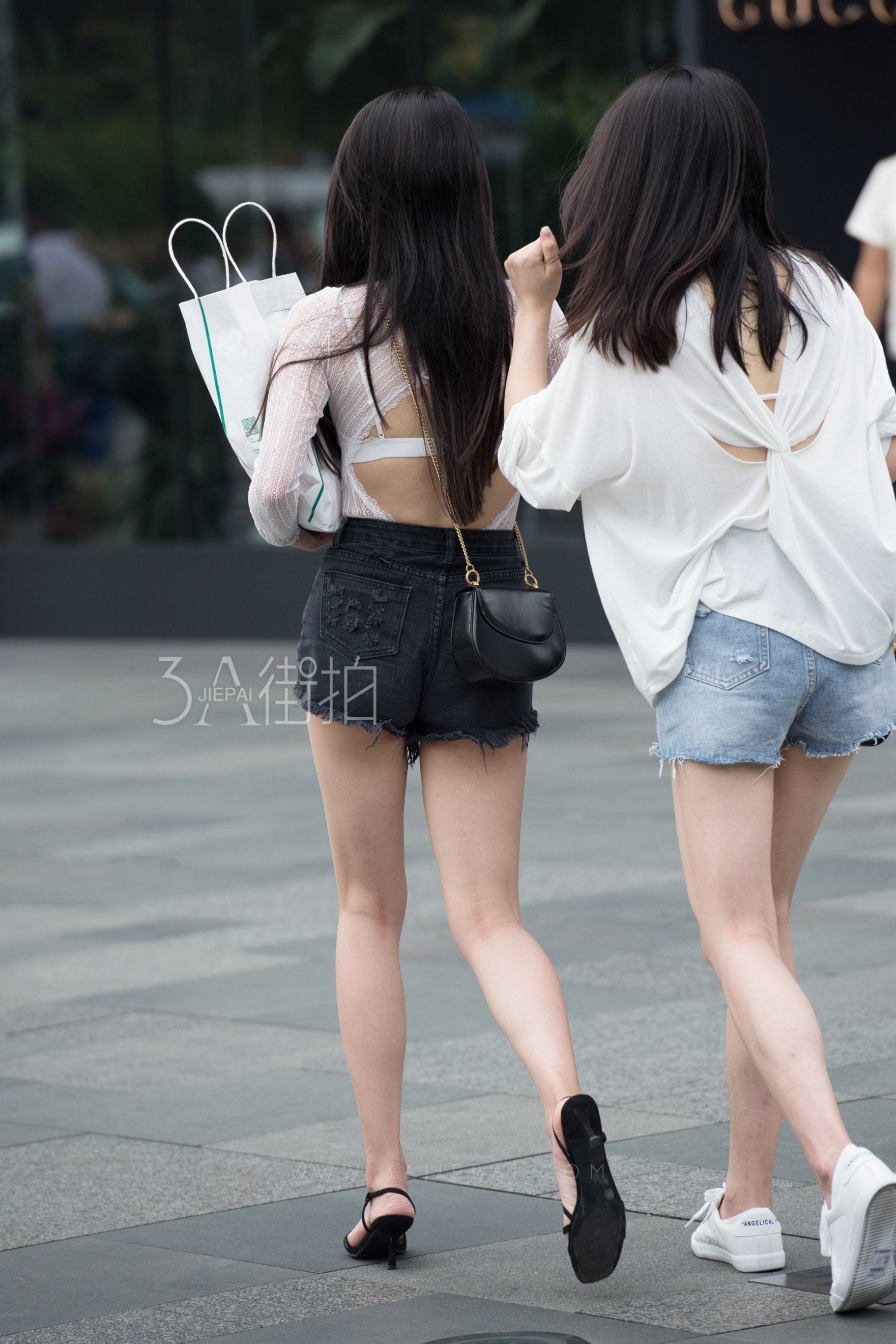 99483-4j0qfzeefzn.jpg