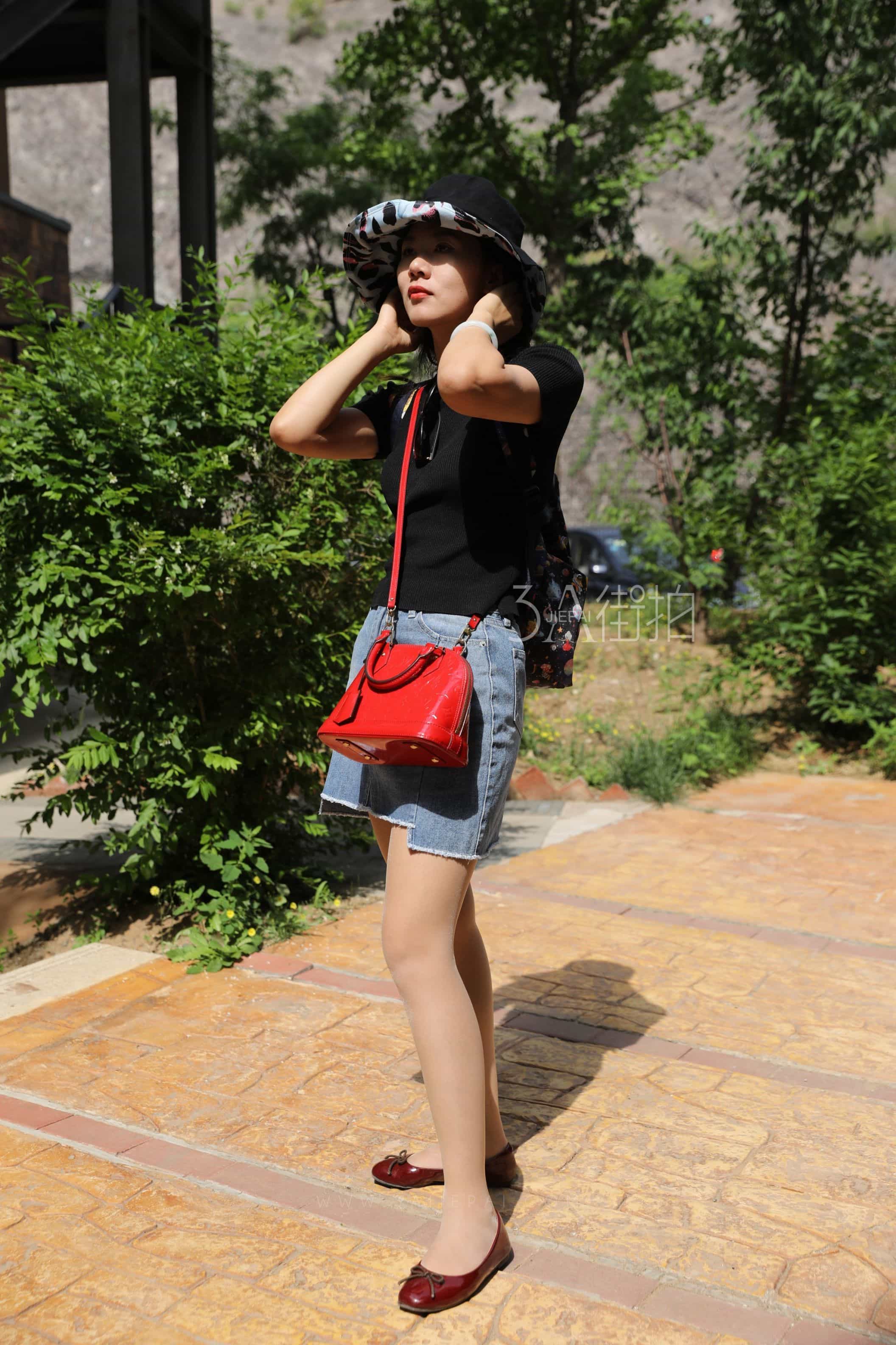 99069-y4eejomlzzb.jpg