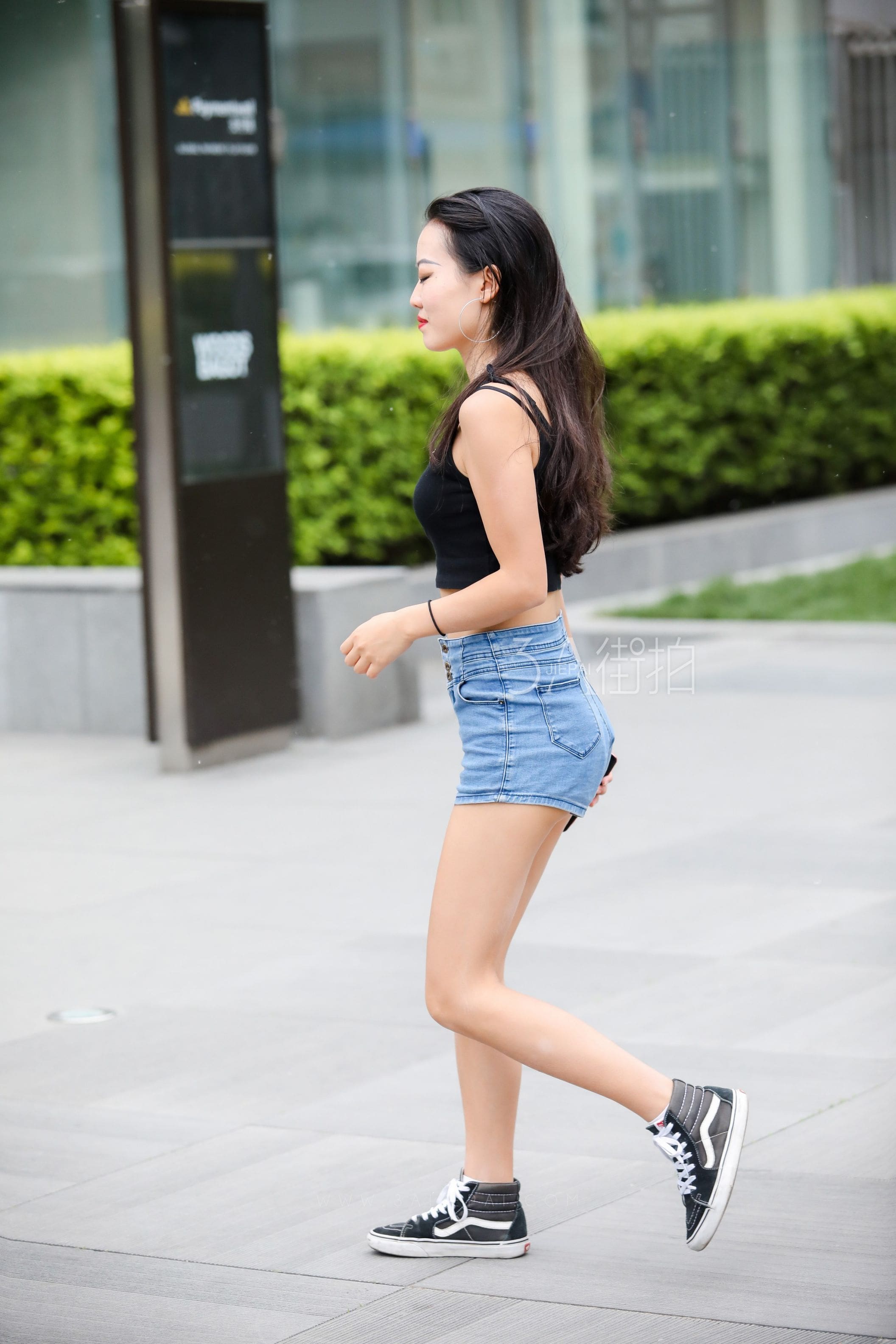98984-0d50t4dtw4i.jpg