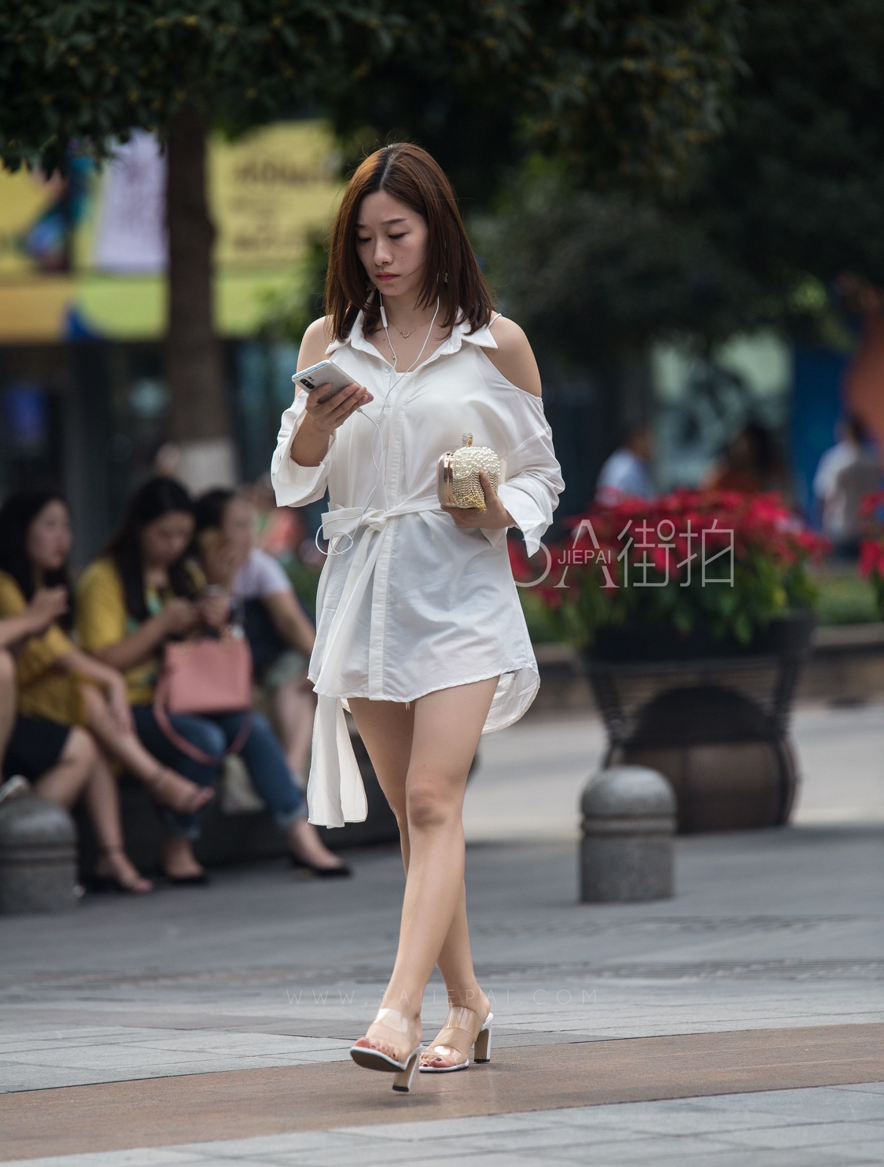 98975-t1tw4l5i5sk.jpg