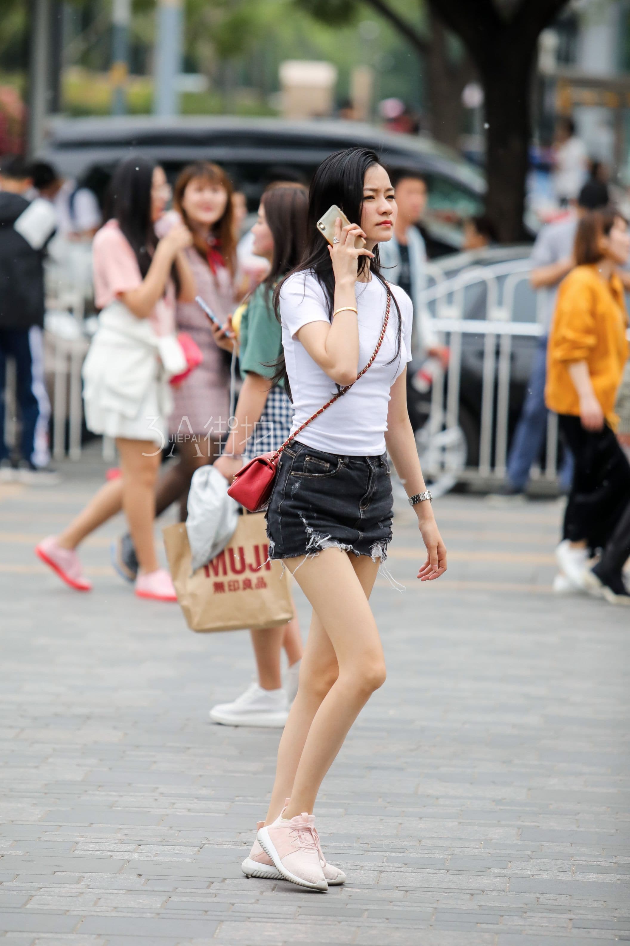 98961-ygevf15cnxq.jpg