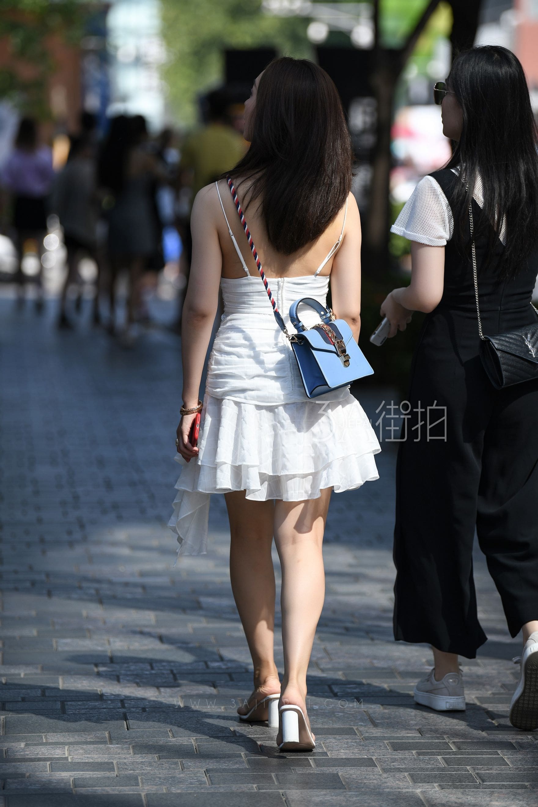 98943-xcxl4z2mncd.jpg