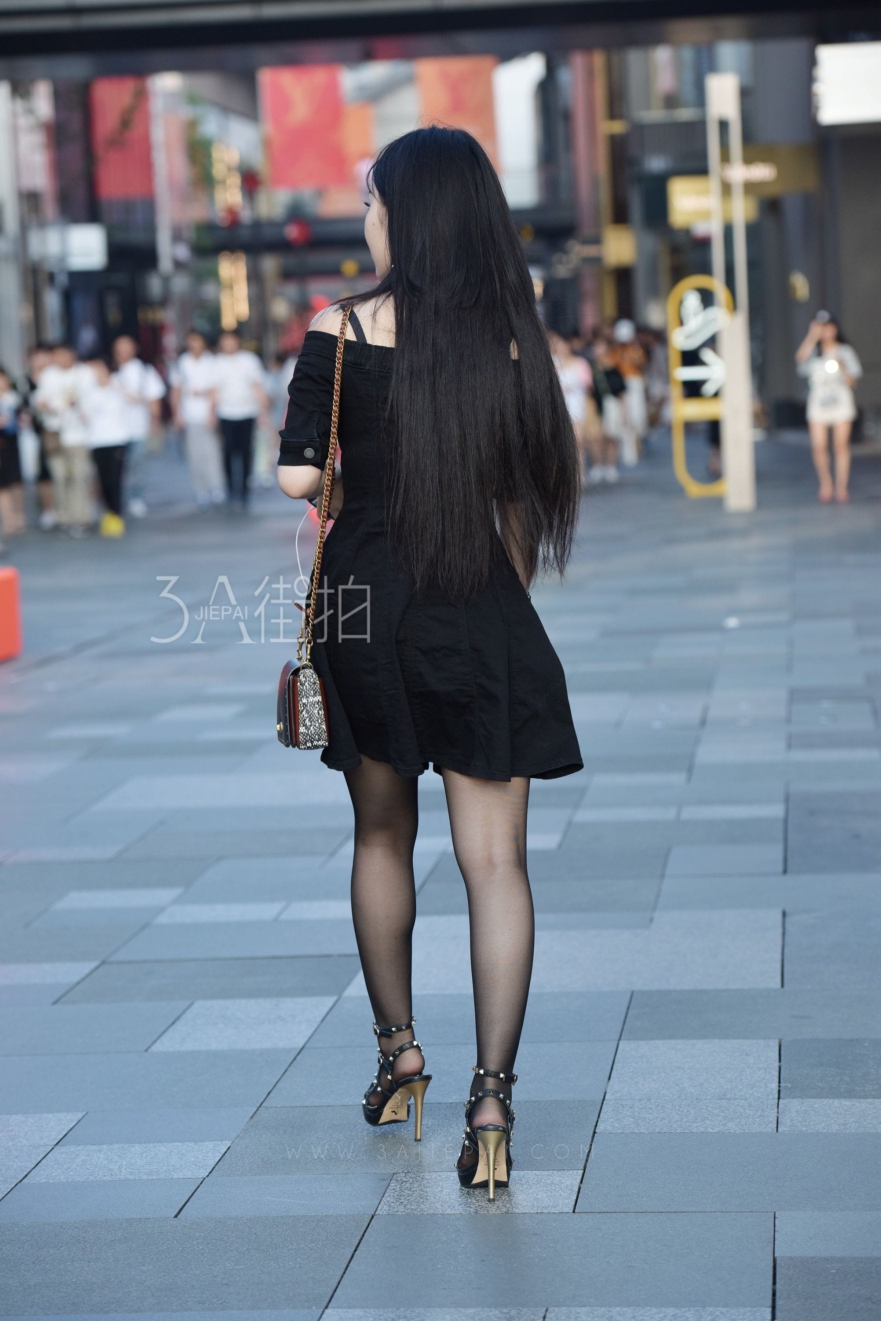 98718-x3kjcq0wfc5.jpg