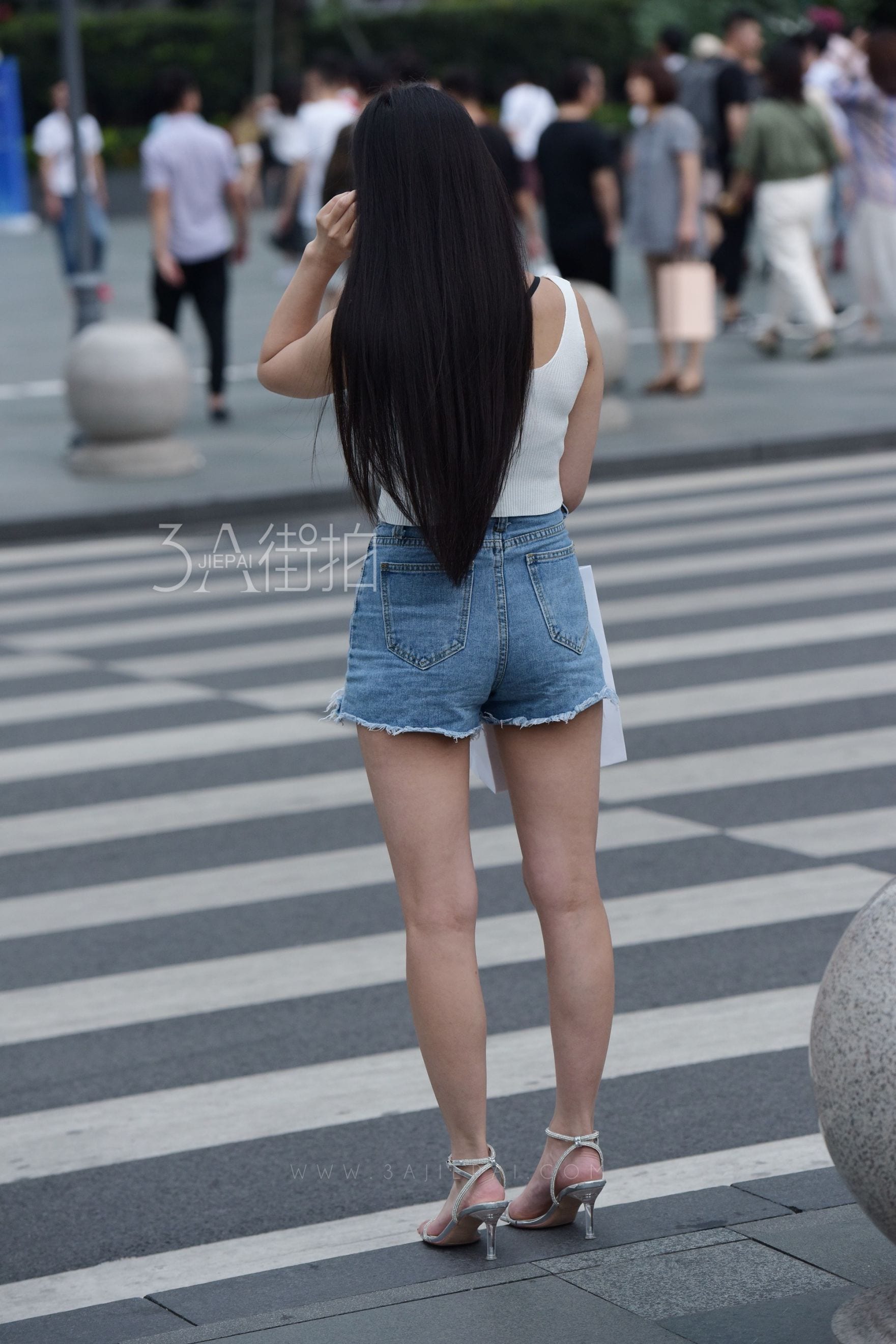 98680-x2ebyr4coeg.jpg