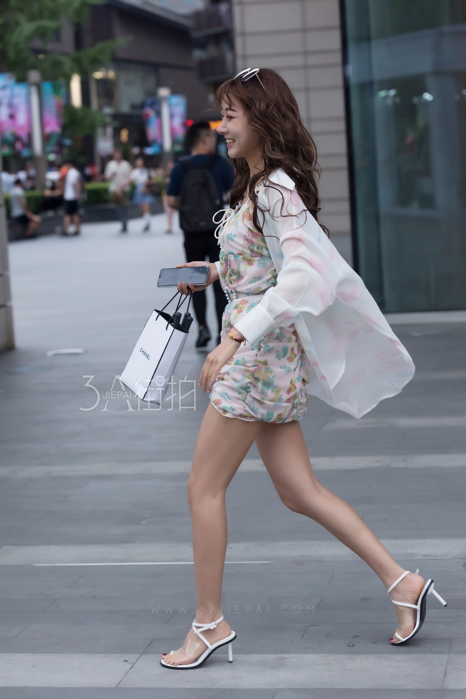 98599-mvfbpi2f2r2.jpg