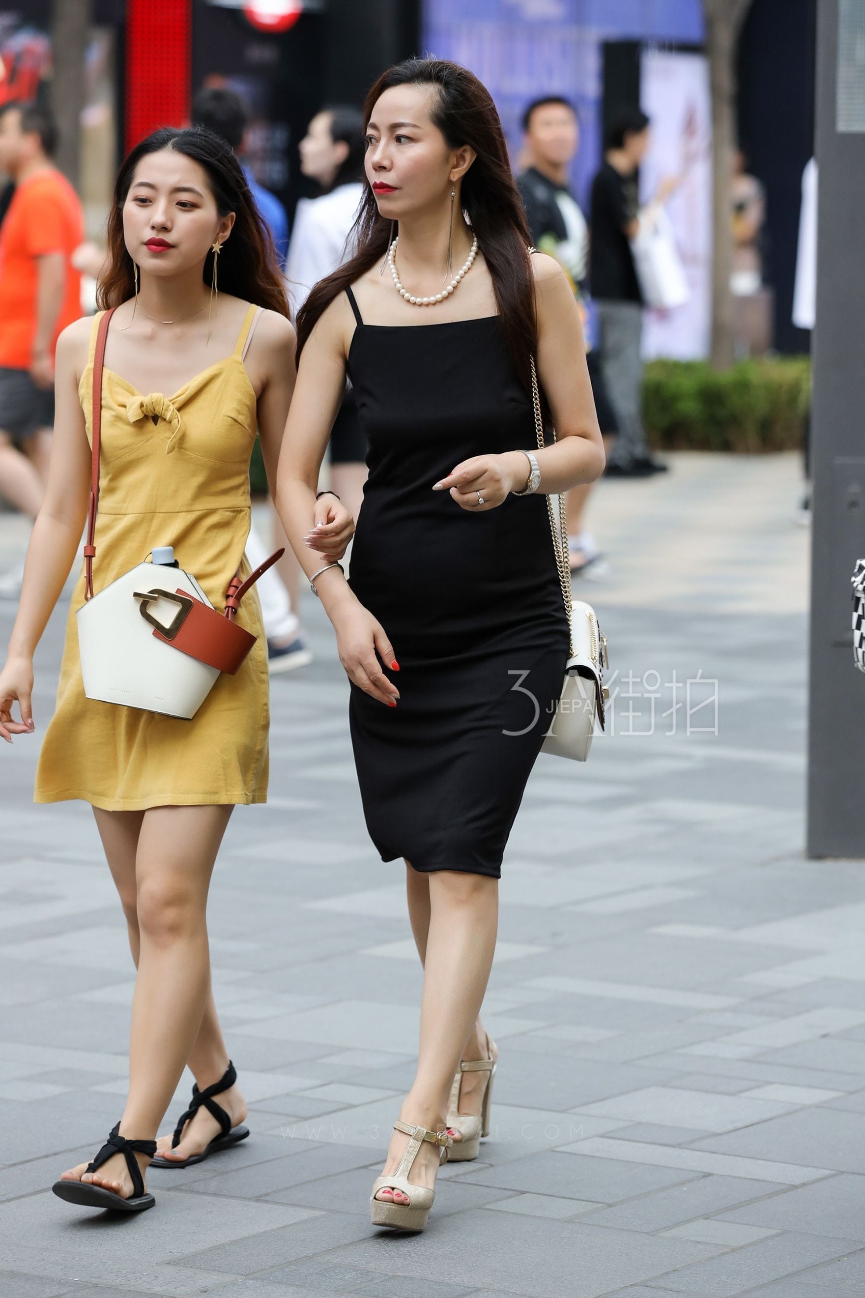 98562-jsglf5ytpcj.jpg