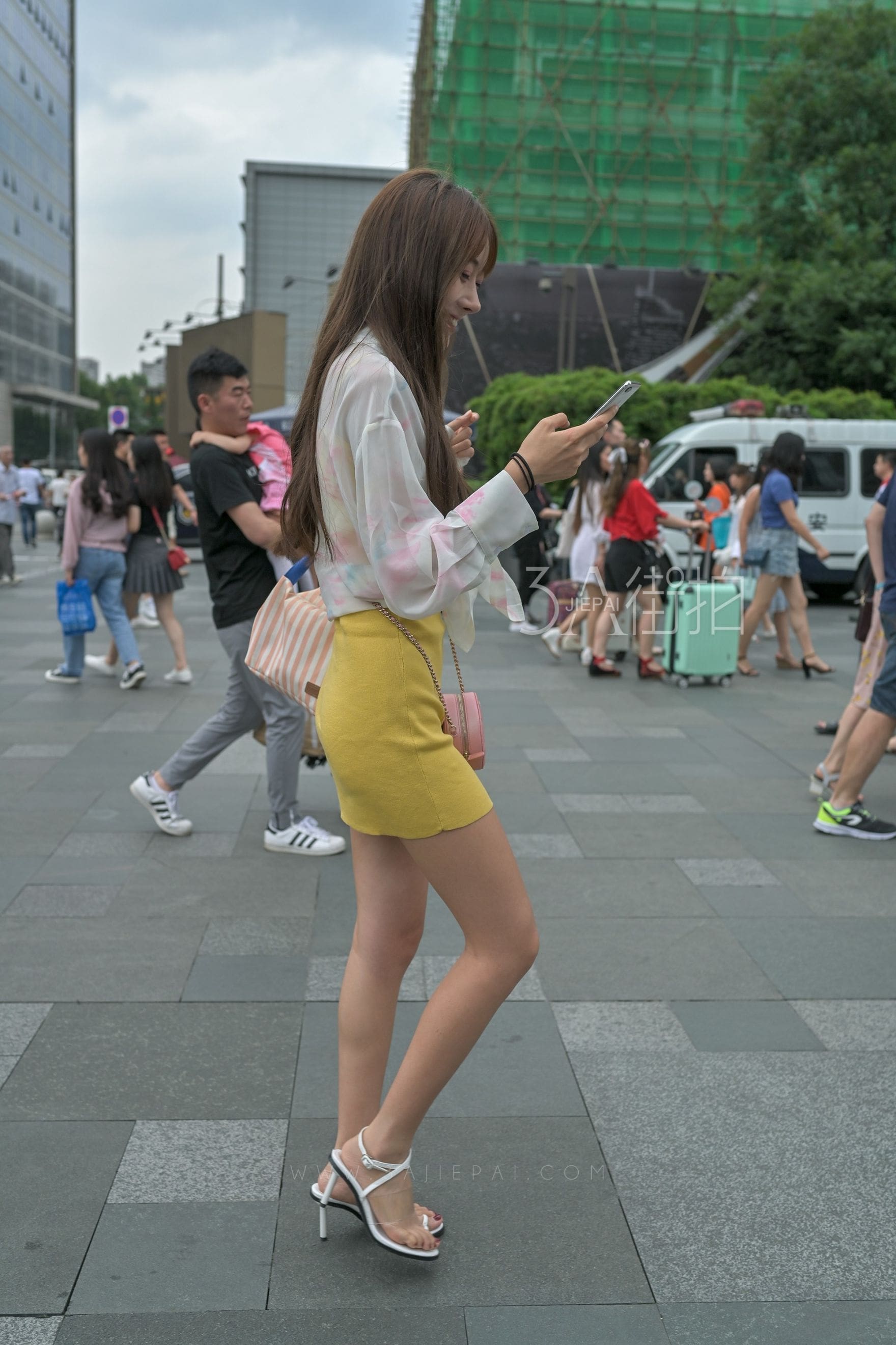 98528-ggbs3pfxhmn.jpg