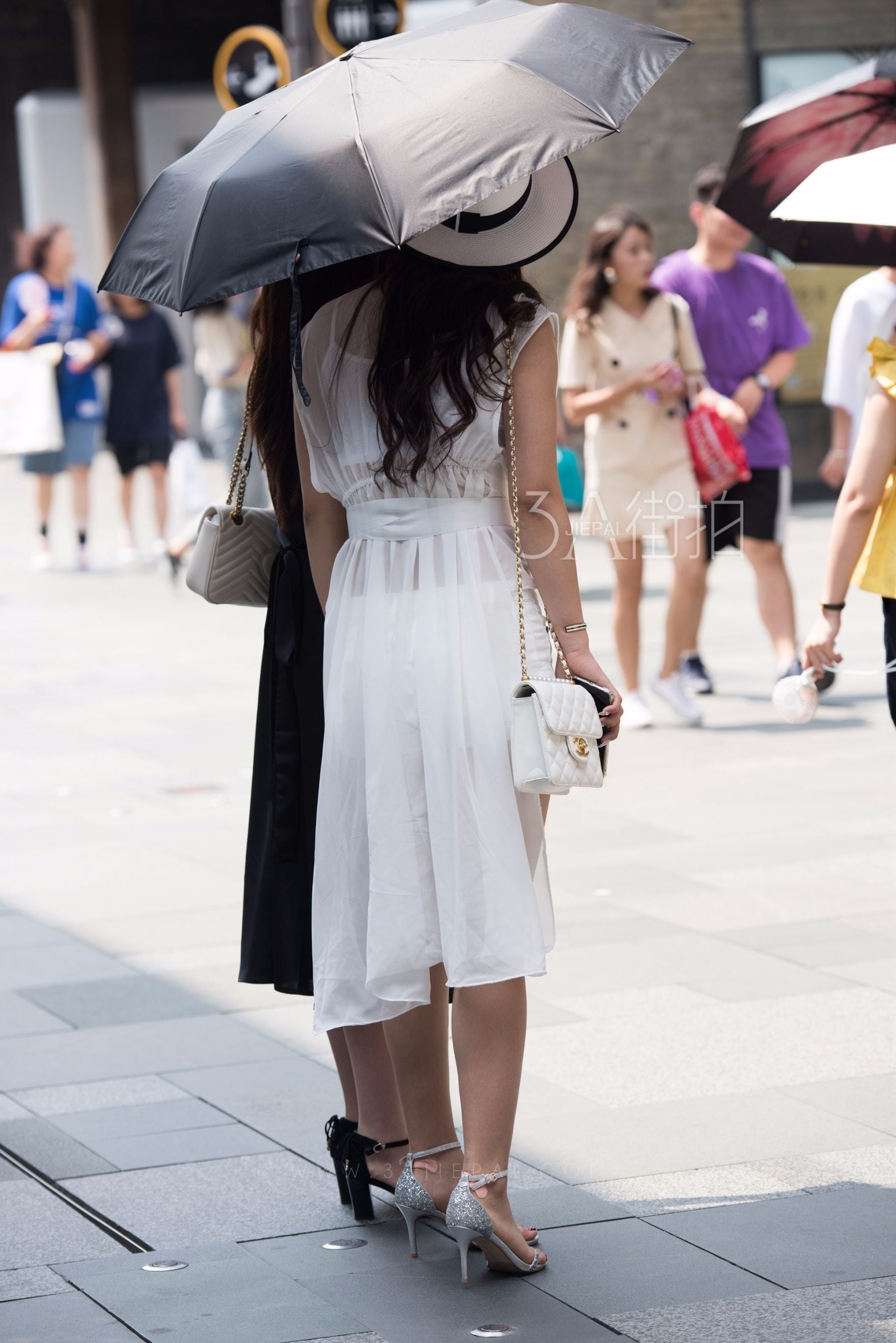 98517-y0crfnggois.jpg